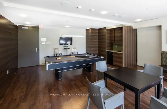 570 Bay Street, #1121