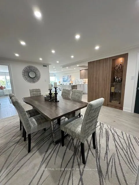 55 Skymark Drive, #605