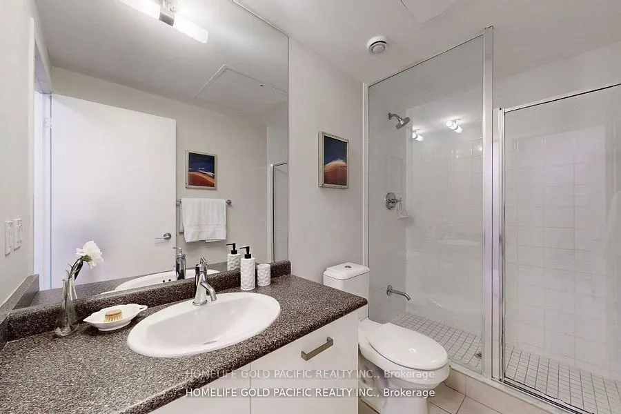 832 Bay Street, #1202