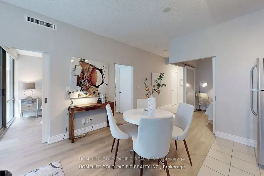 832 Bay Street, #1202