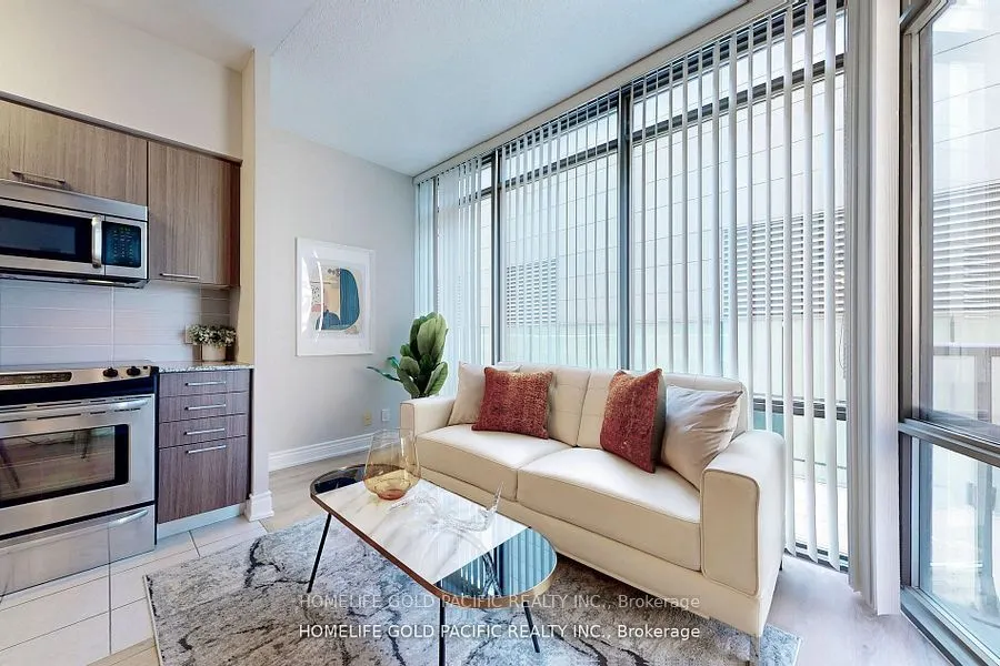 832 Bay Street, #1202