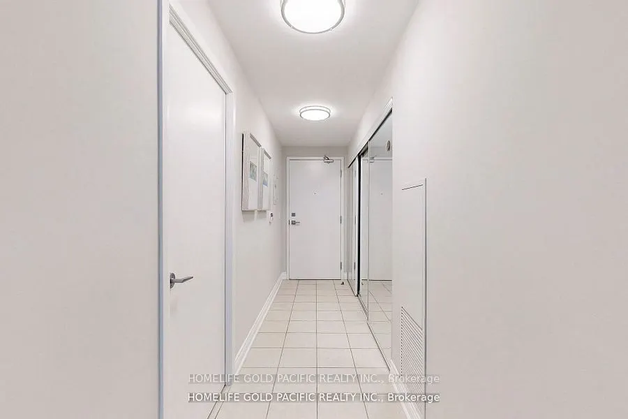 832 Bay Street, #1202