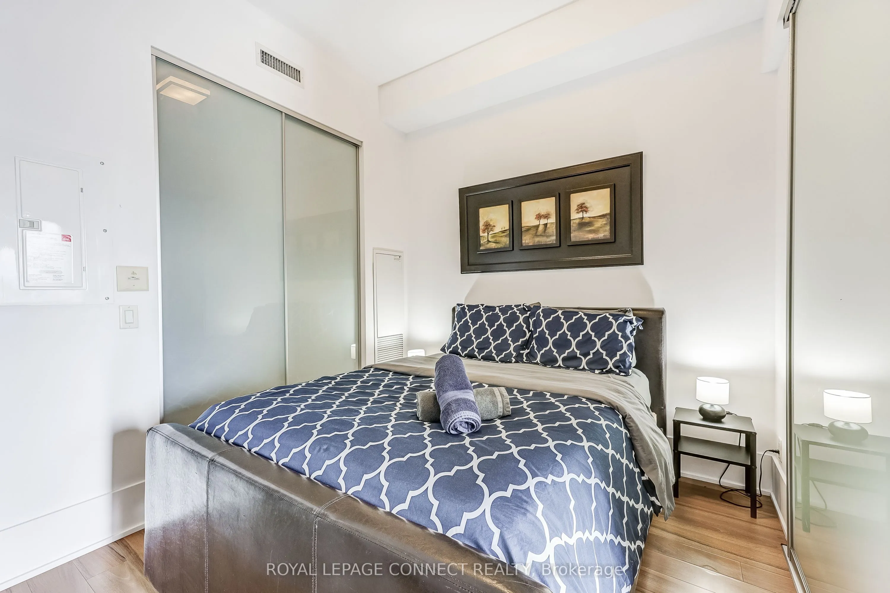 20 John Street, #922
