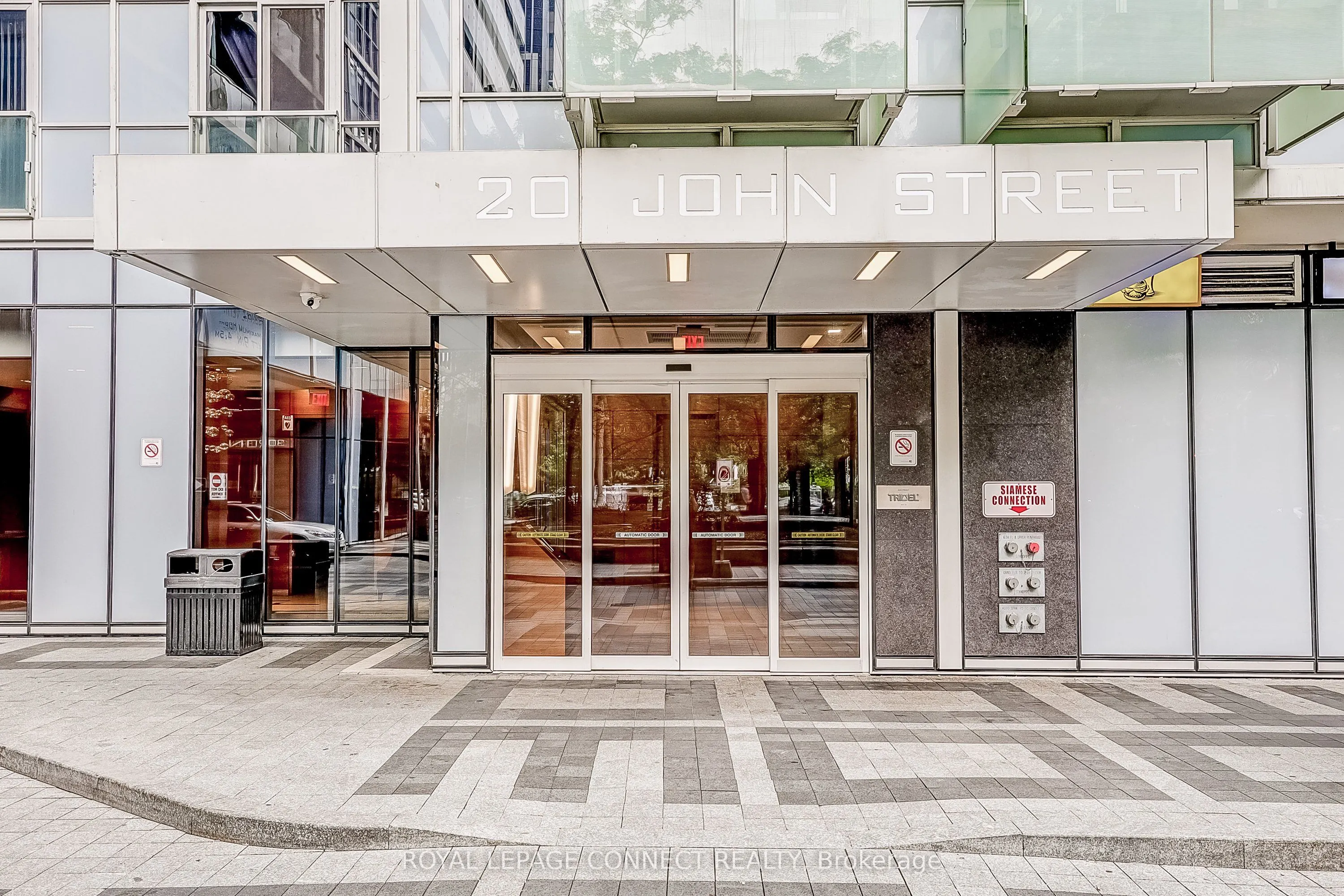 20 John Street, #922