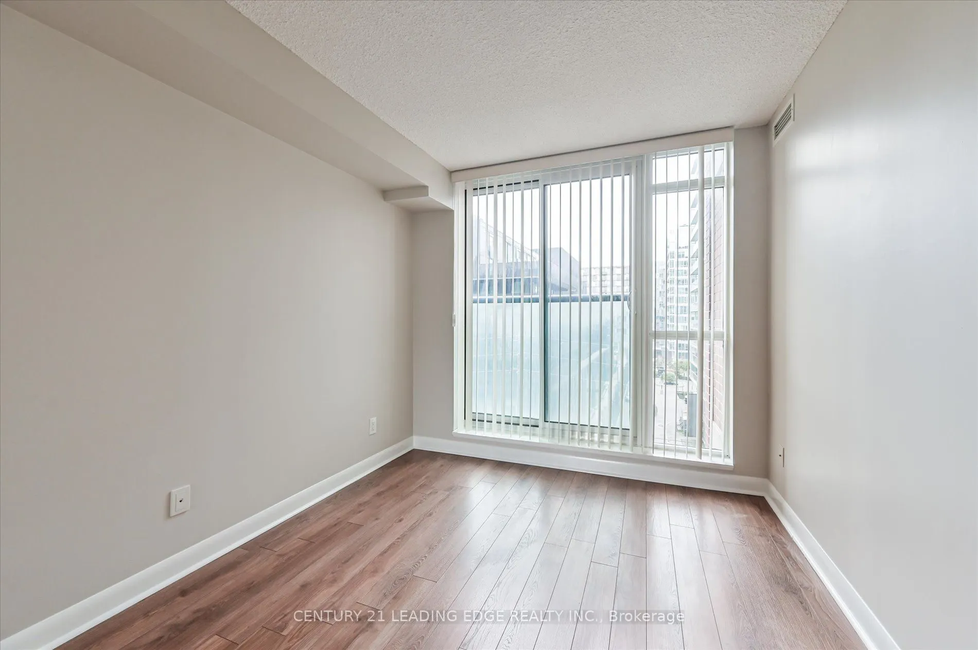 525 Wilson Avenue, #653