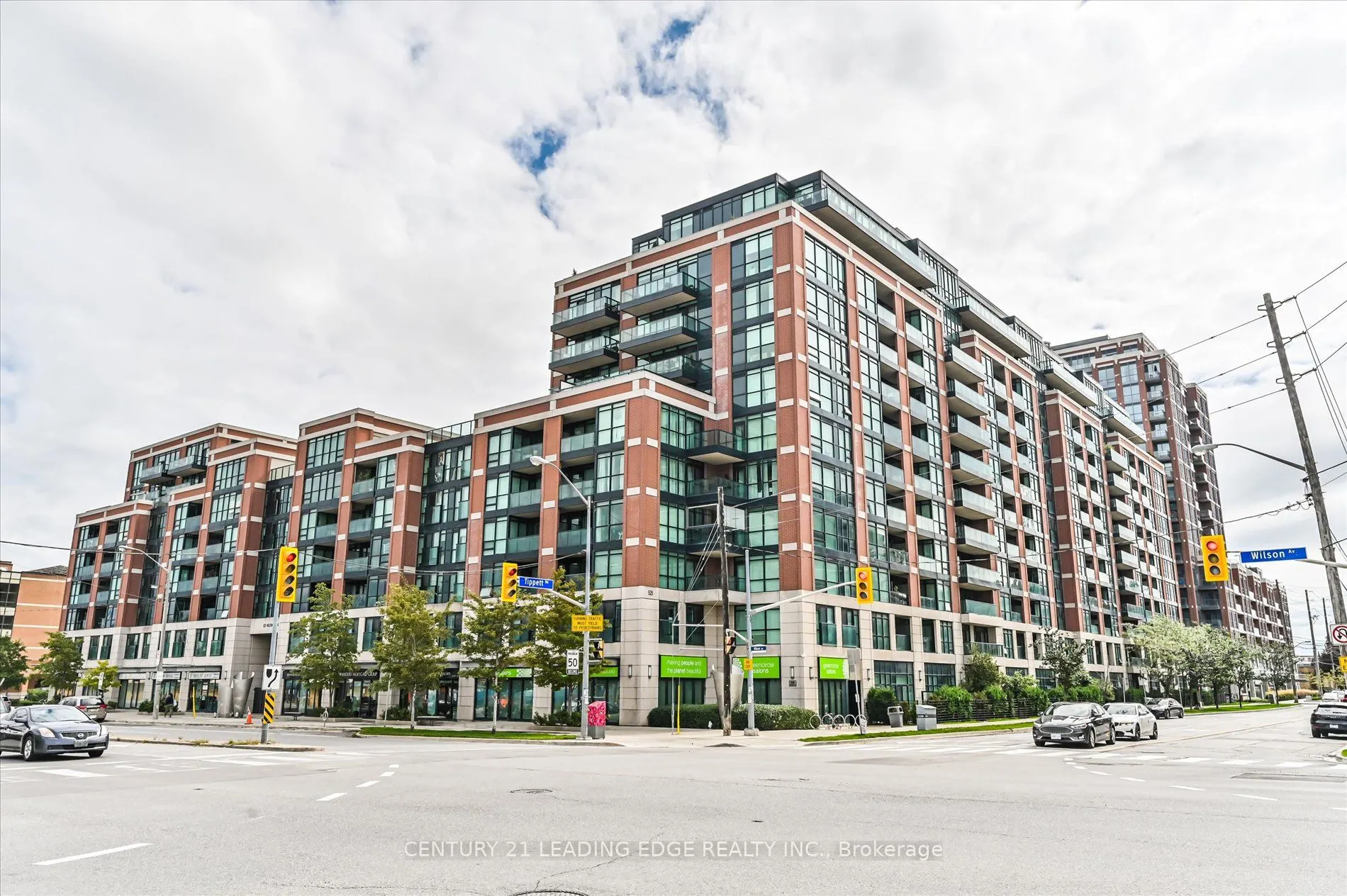 525 Wilson Avenue, #653