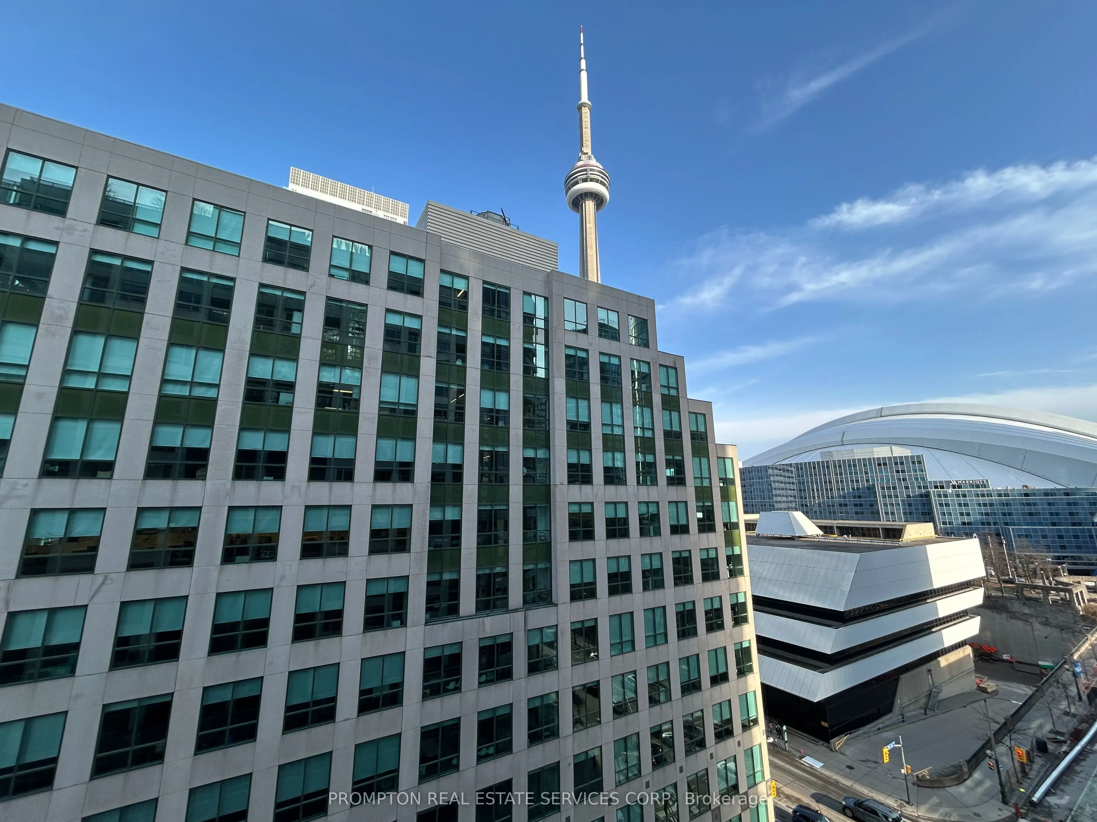 20 Blue Jays Way, #1110