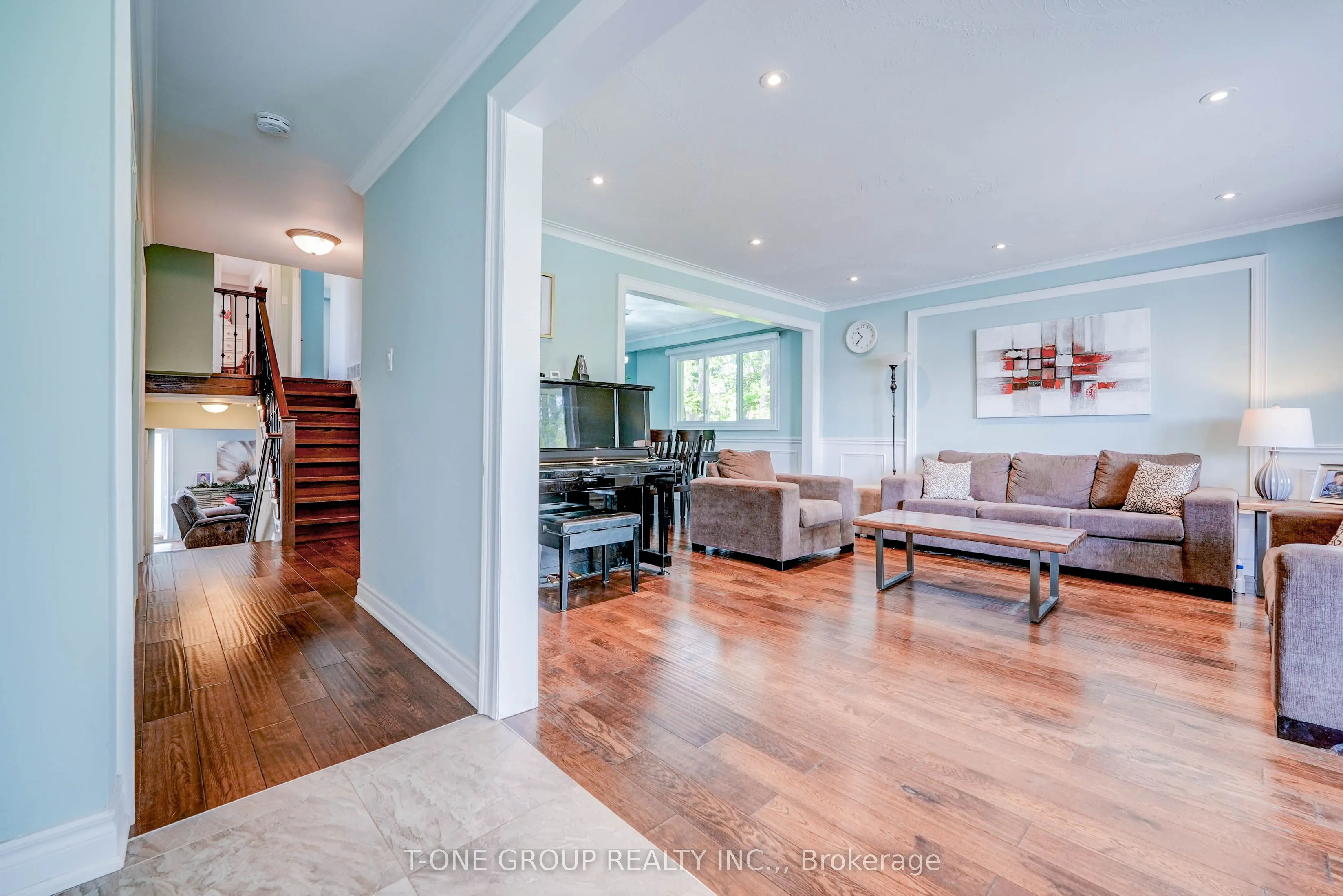 25 Greenyards Drive
