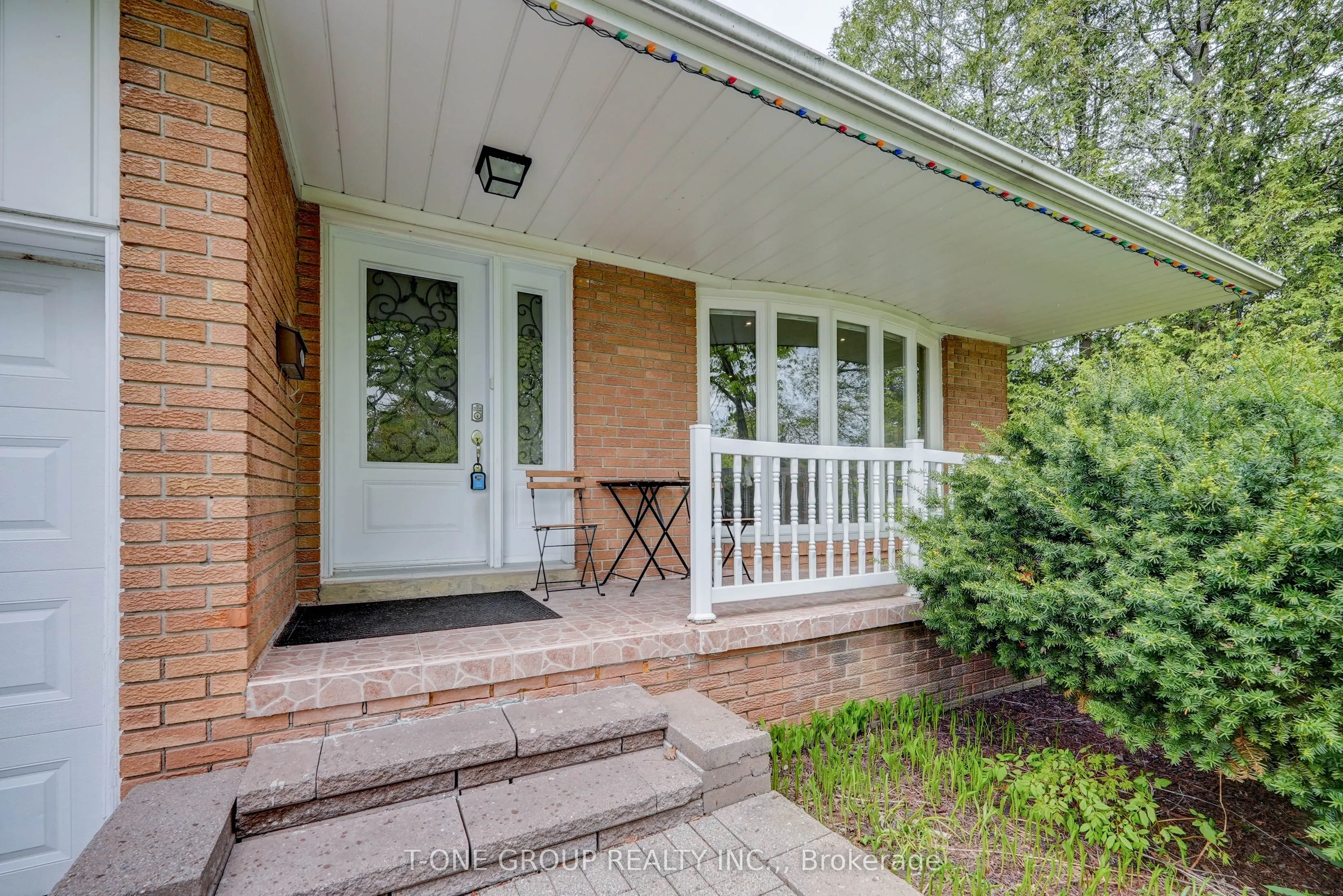 25 Greenyards Drive