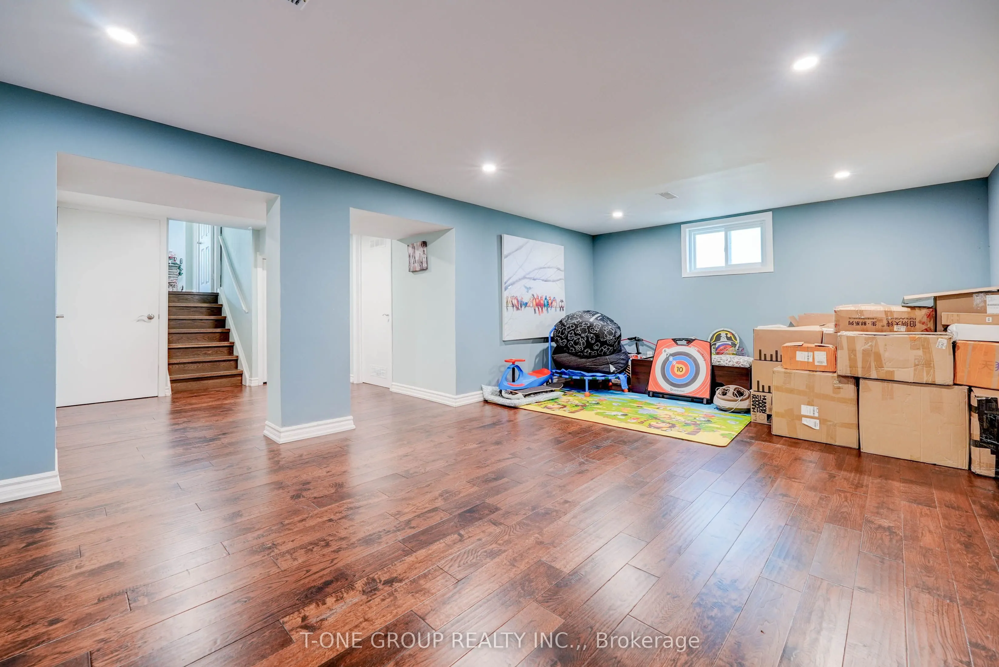 25 Greenyards Drive