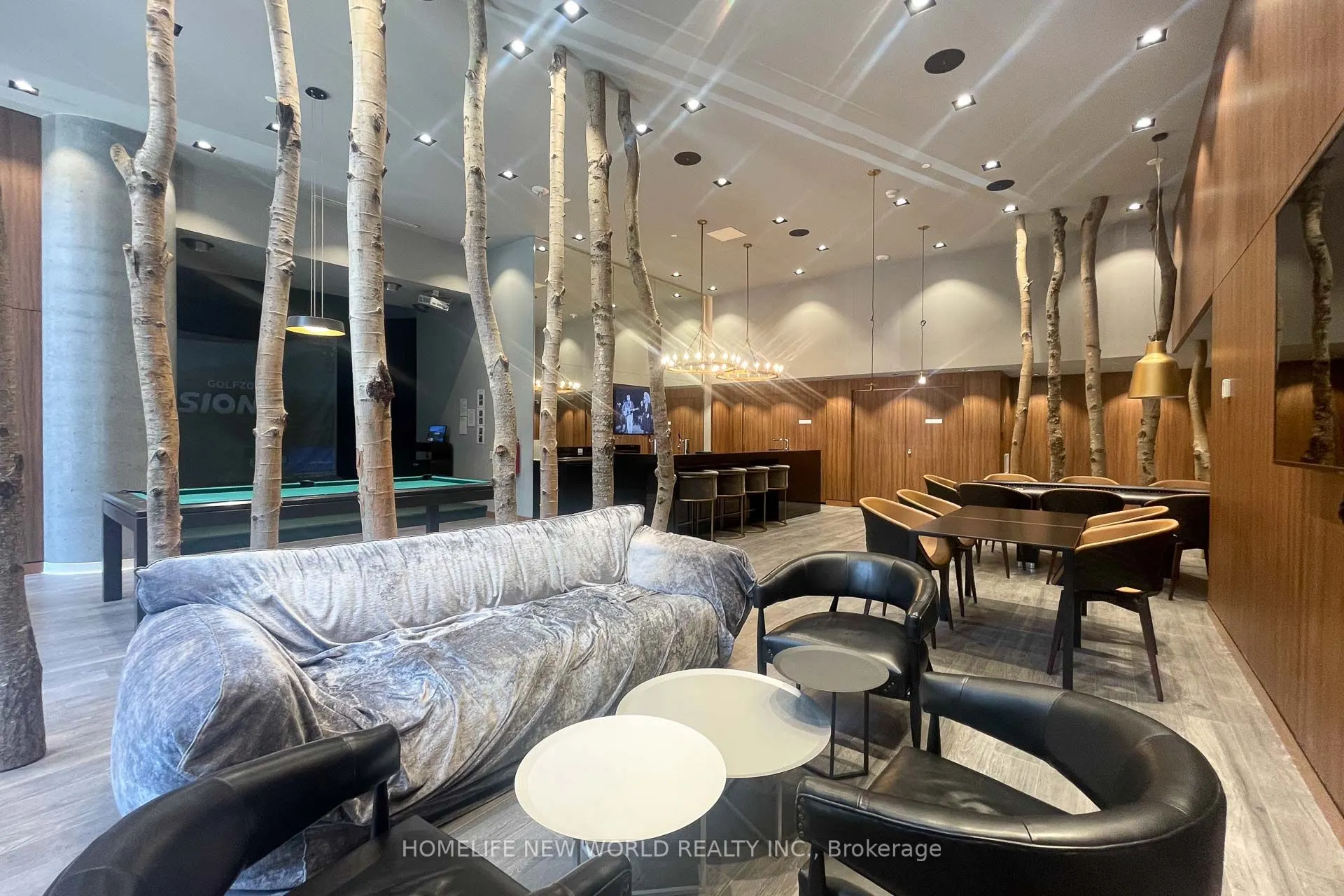 161 Roehampton Avenue, #603