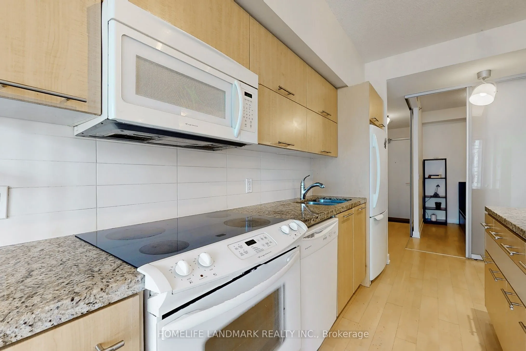 21 Nelson Street, #1001