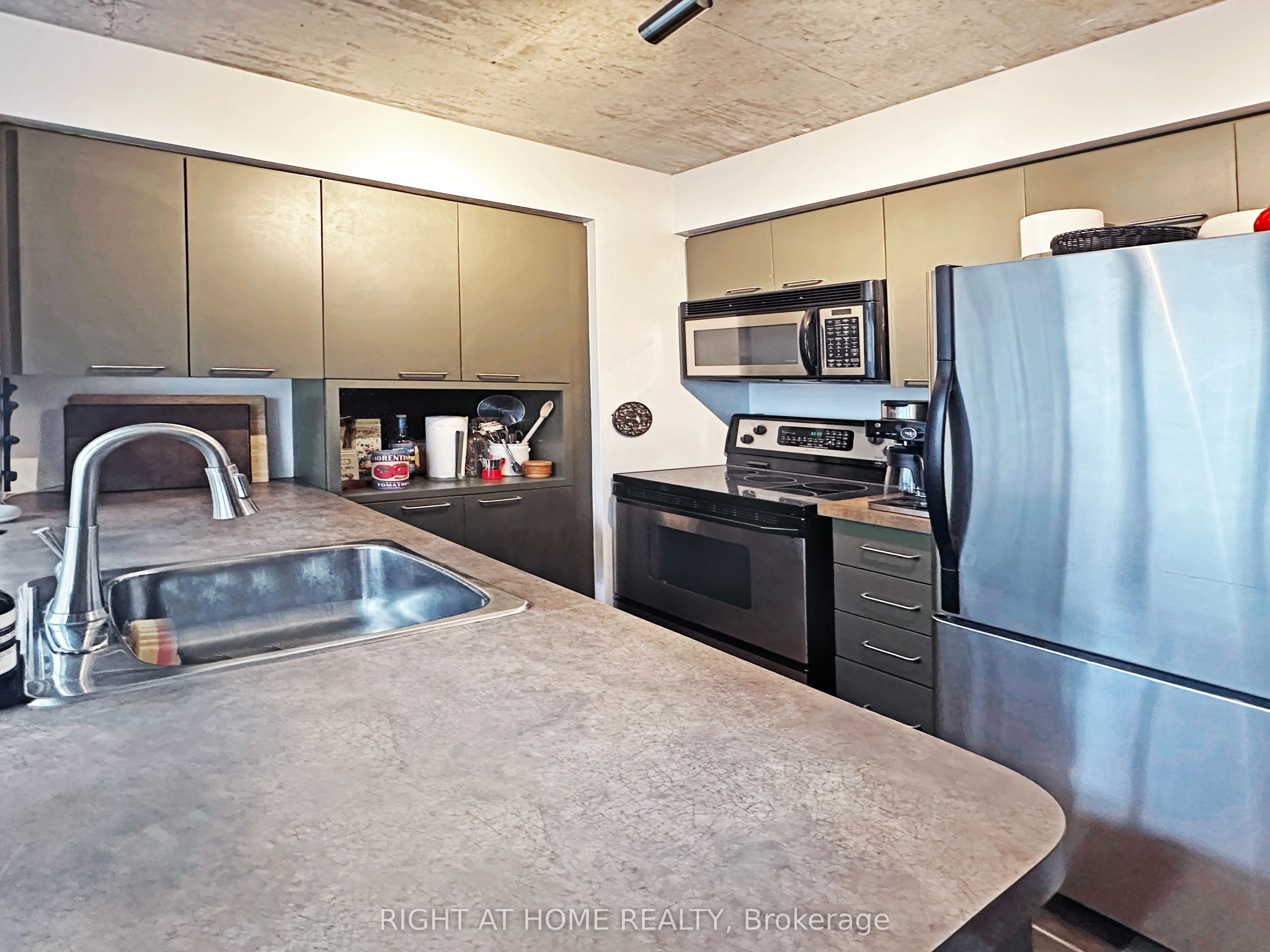 255 Richmond Street E, #229