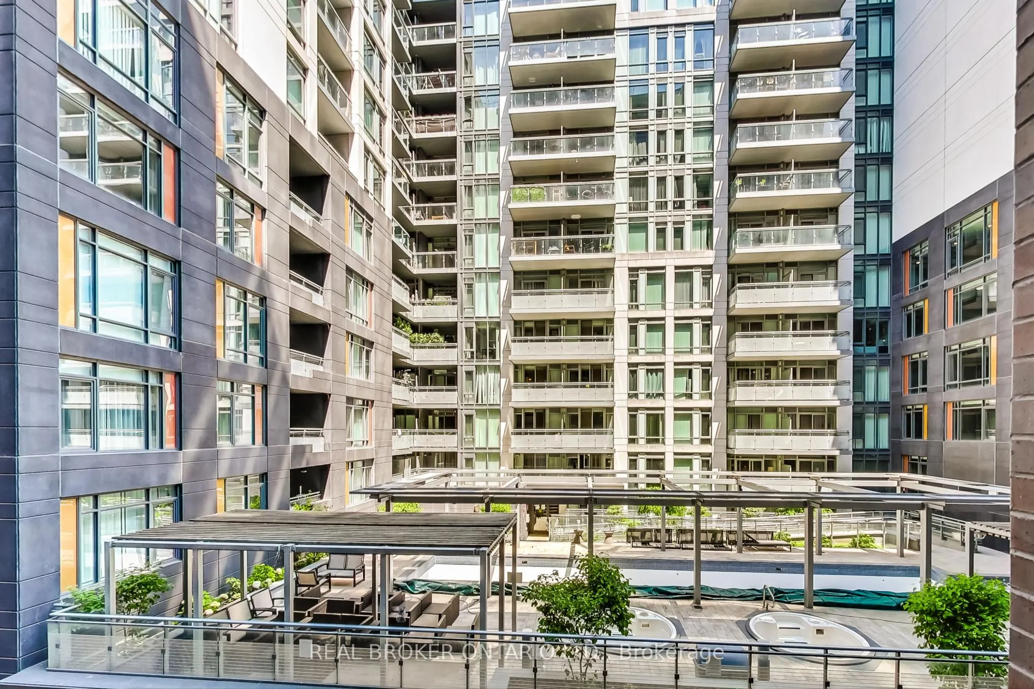 111 Bathurst Street, #320