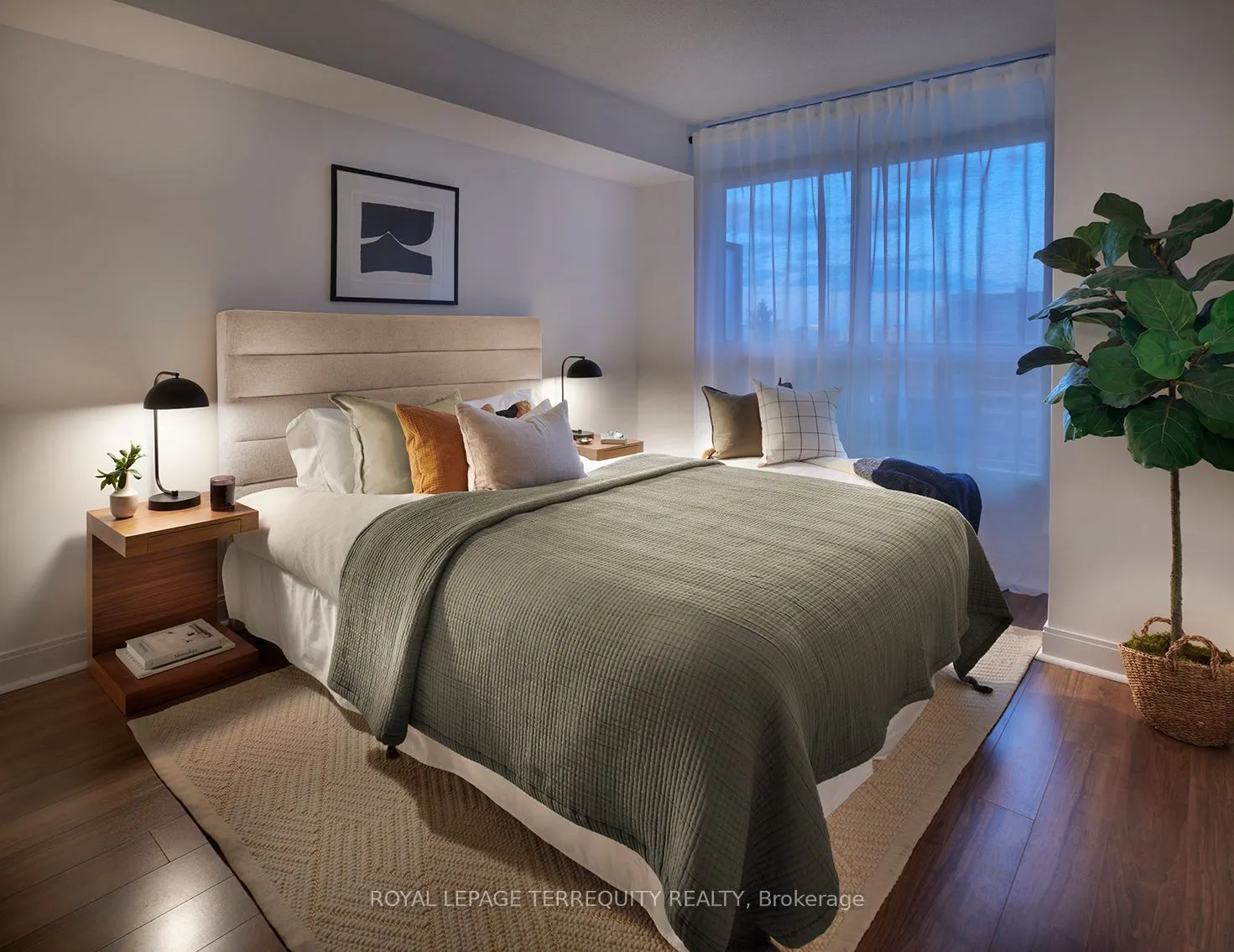 105 Harrison Garden Boulevard, #1510