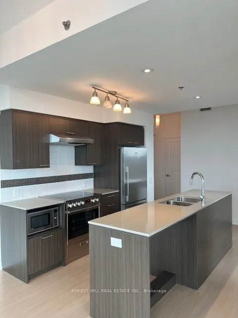 320 Tweedsmuir Avenue, #2304