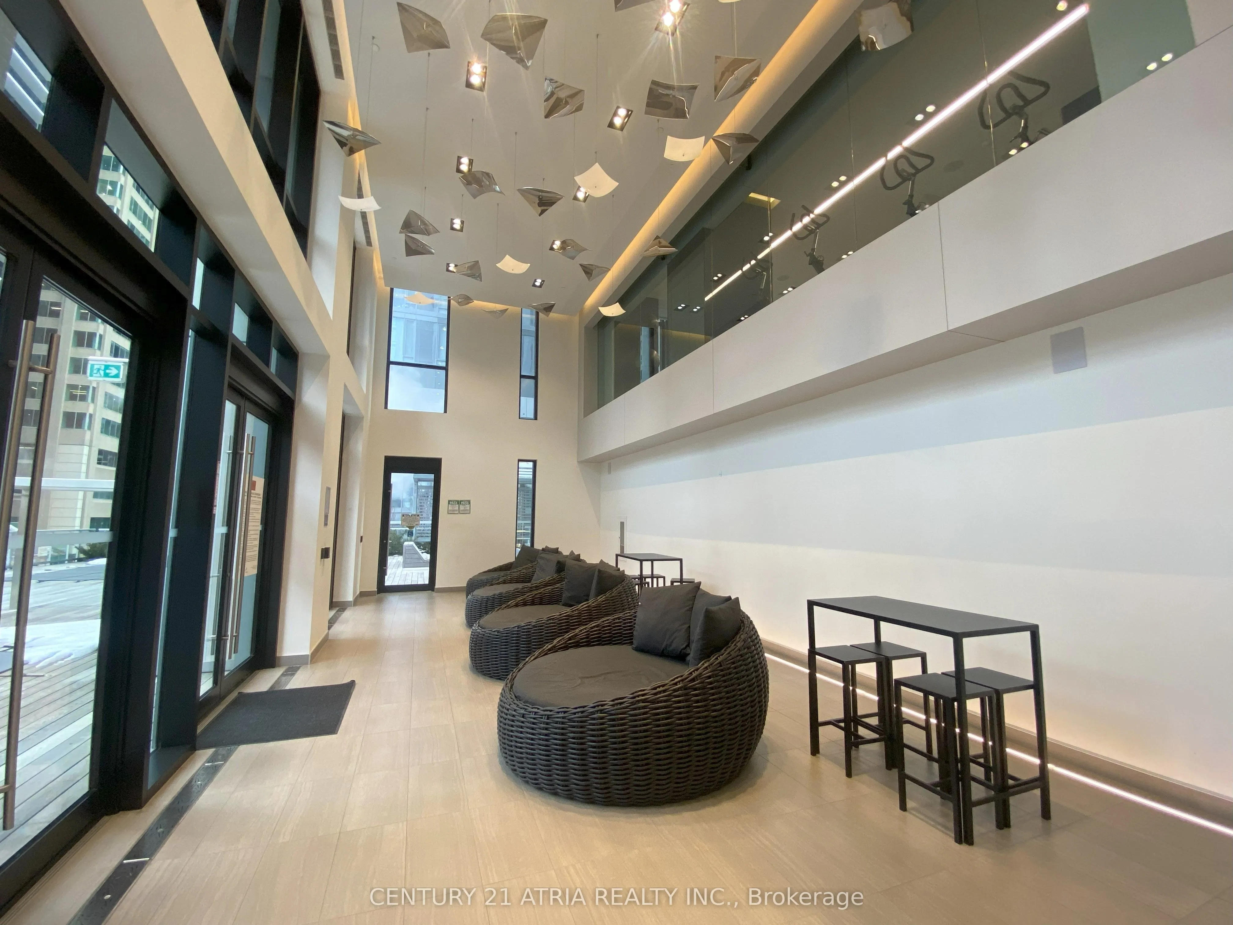 1 Yorkville Avenue, #2107