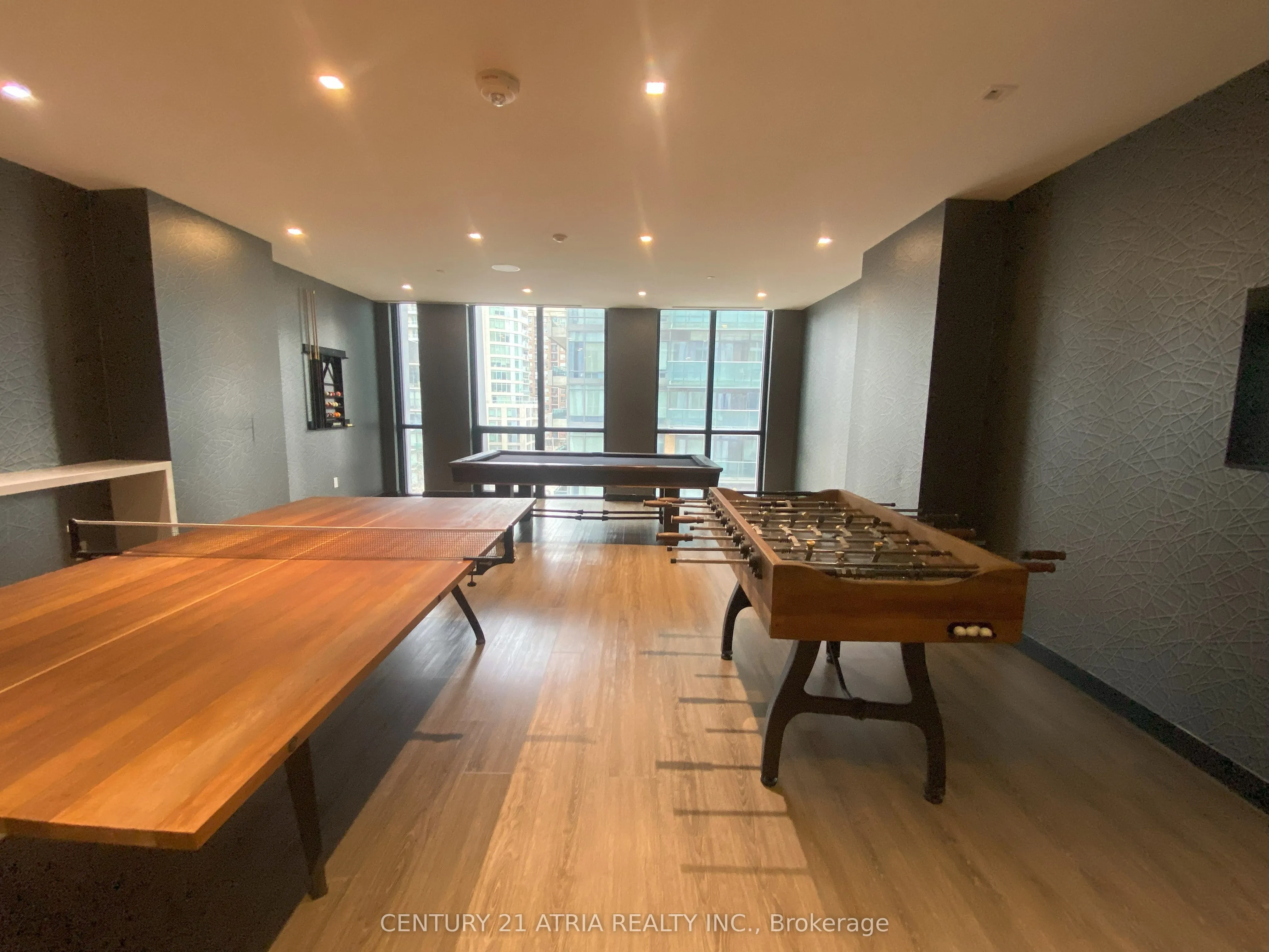1 Yorkville Avenue, #2107