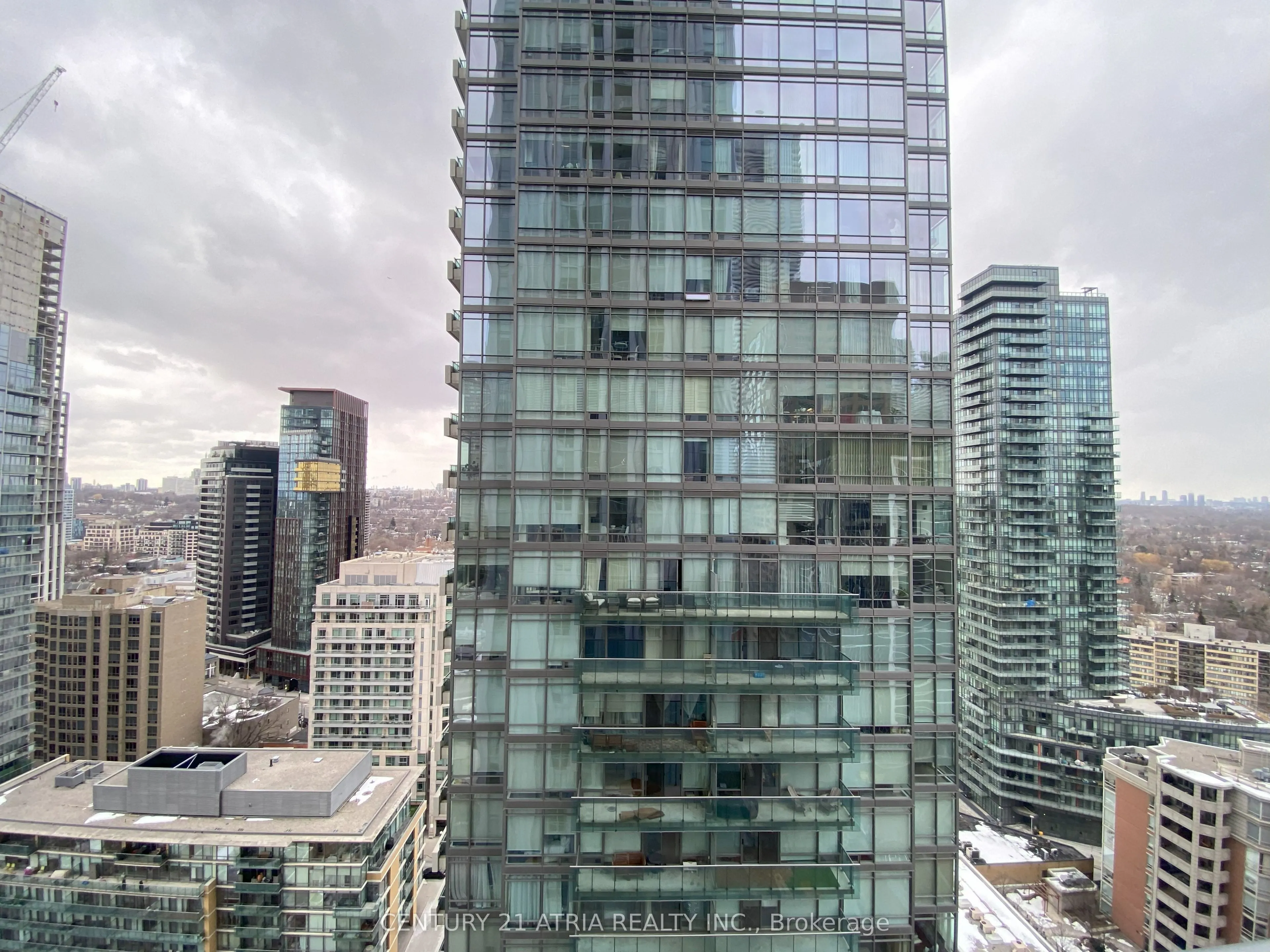 1 Yorkville Avenue, #2107