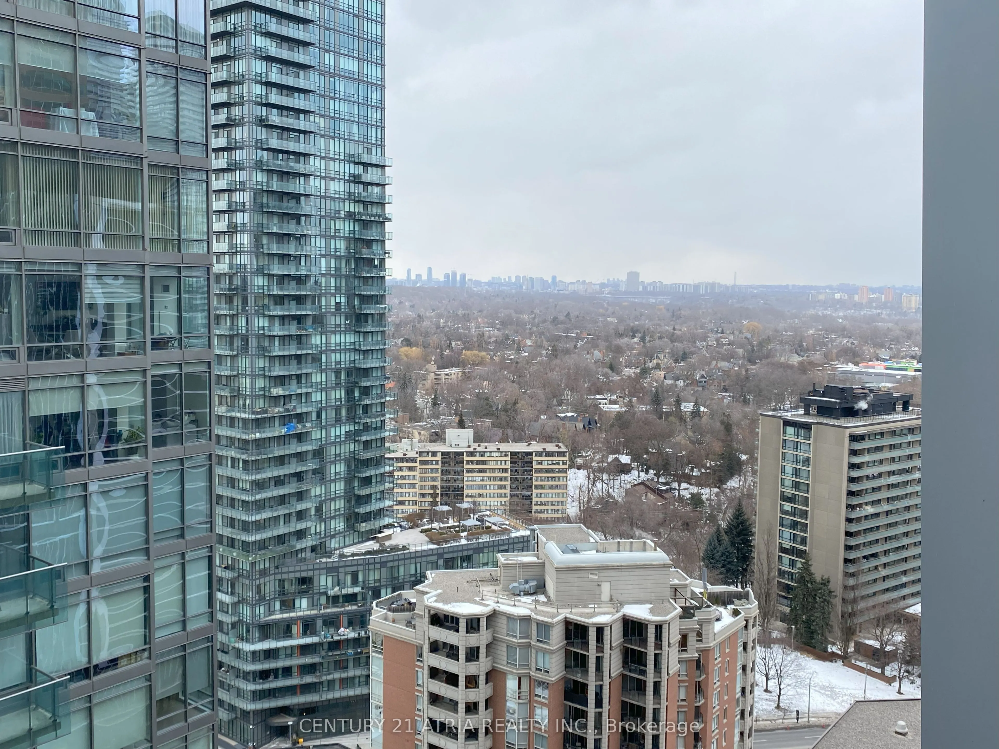 1 Yorkville Avenue, #2107