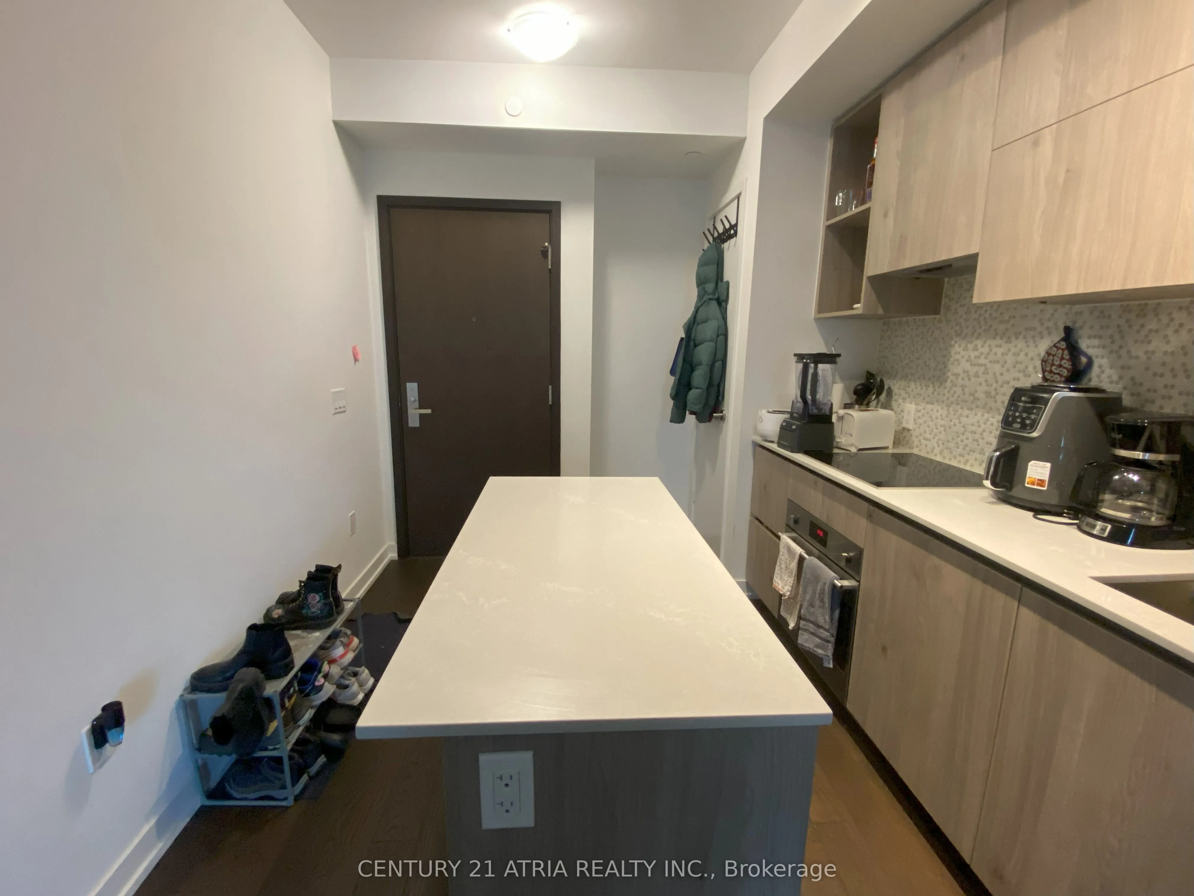 1 Yorkville Avenue, #2107