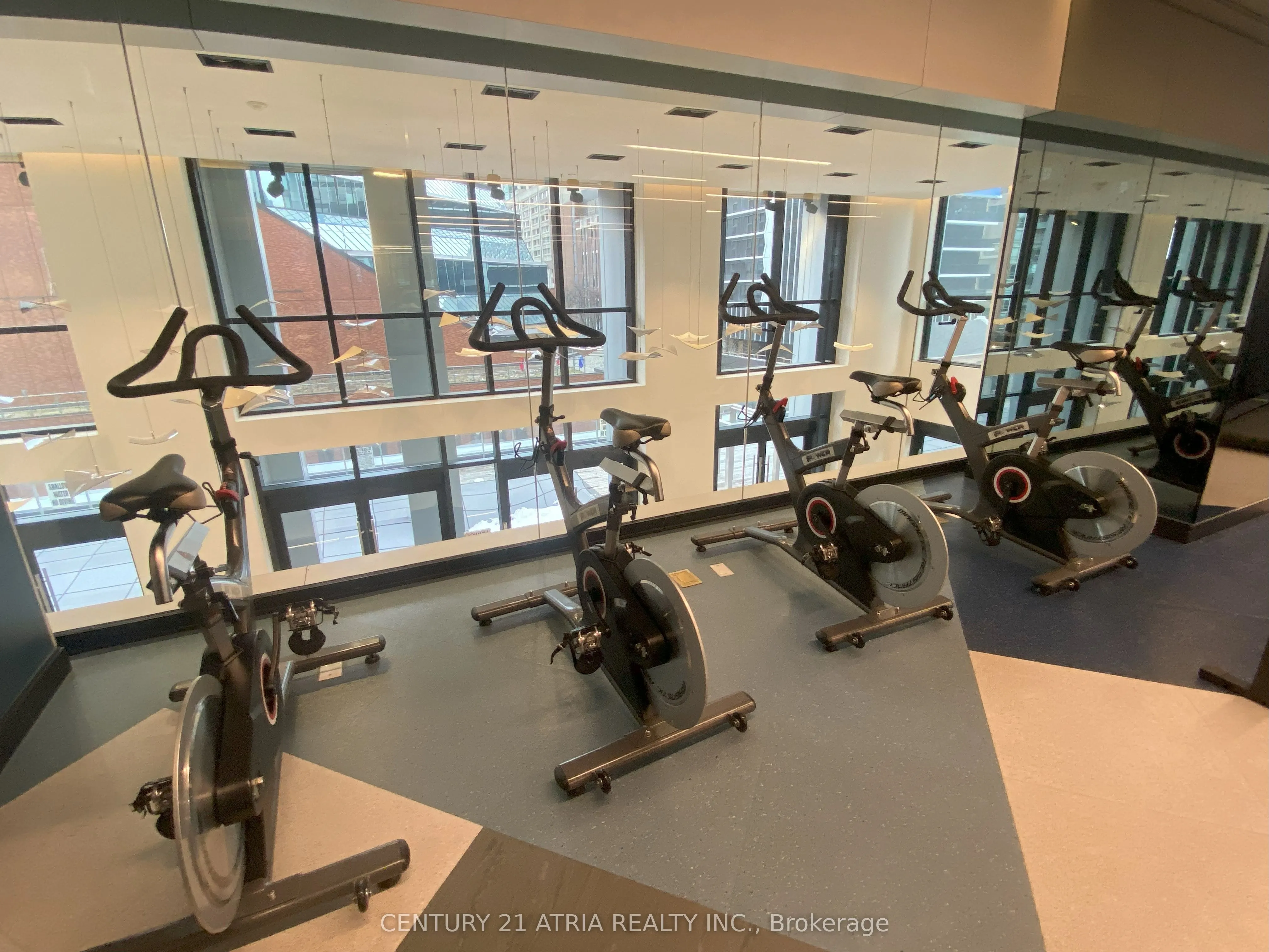 1 Yorkville Avenue, #2107
