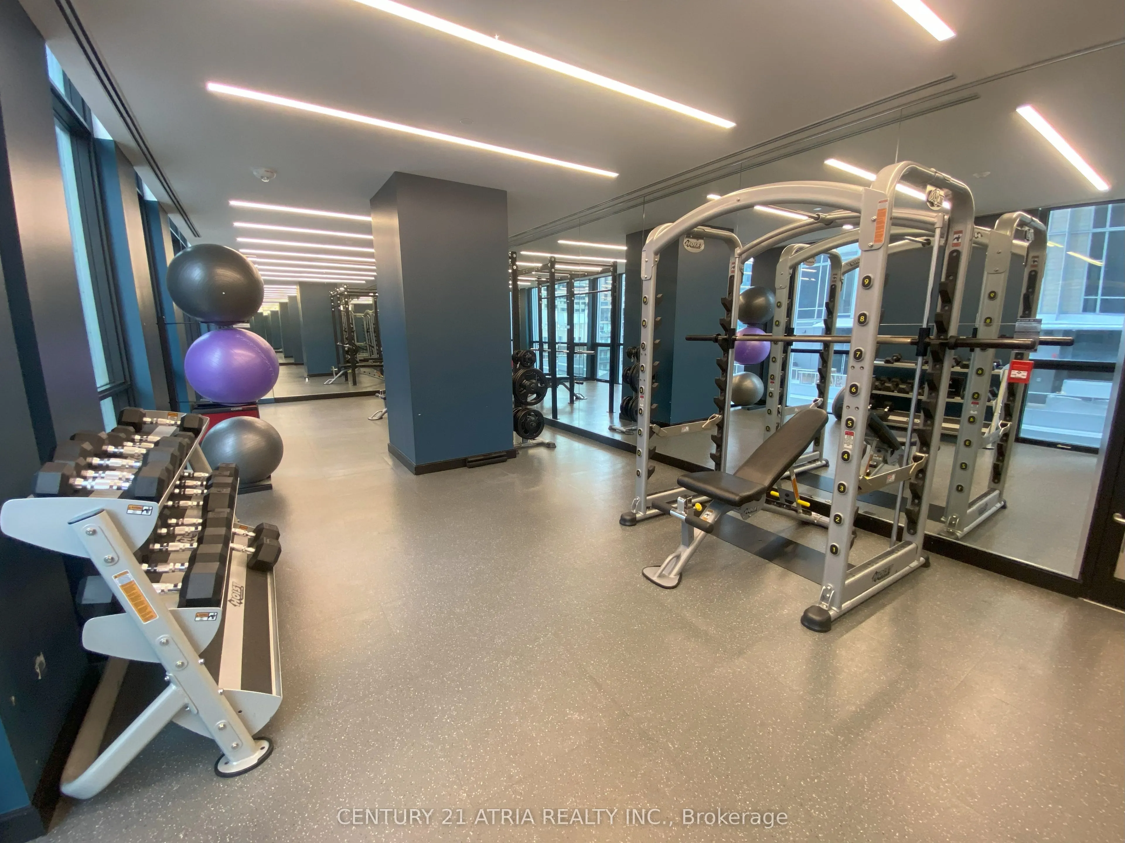 1 Yorkville Avenue, #2107