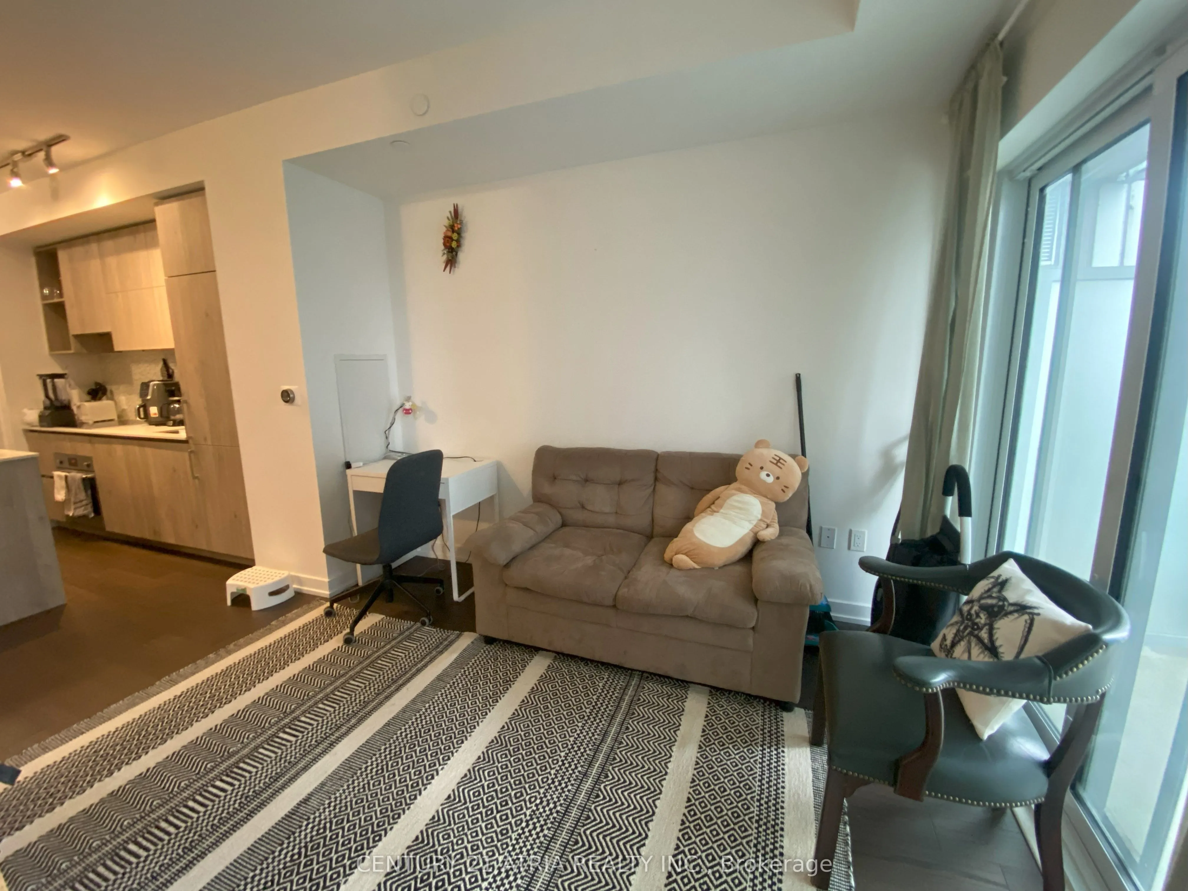 1 Yorkville Avenue, #2107