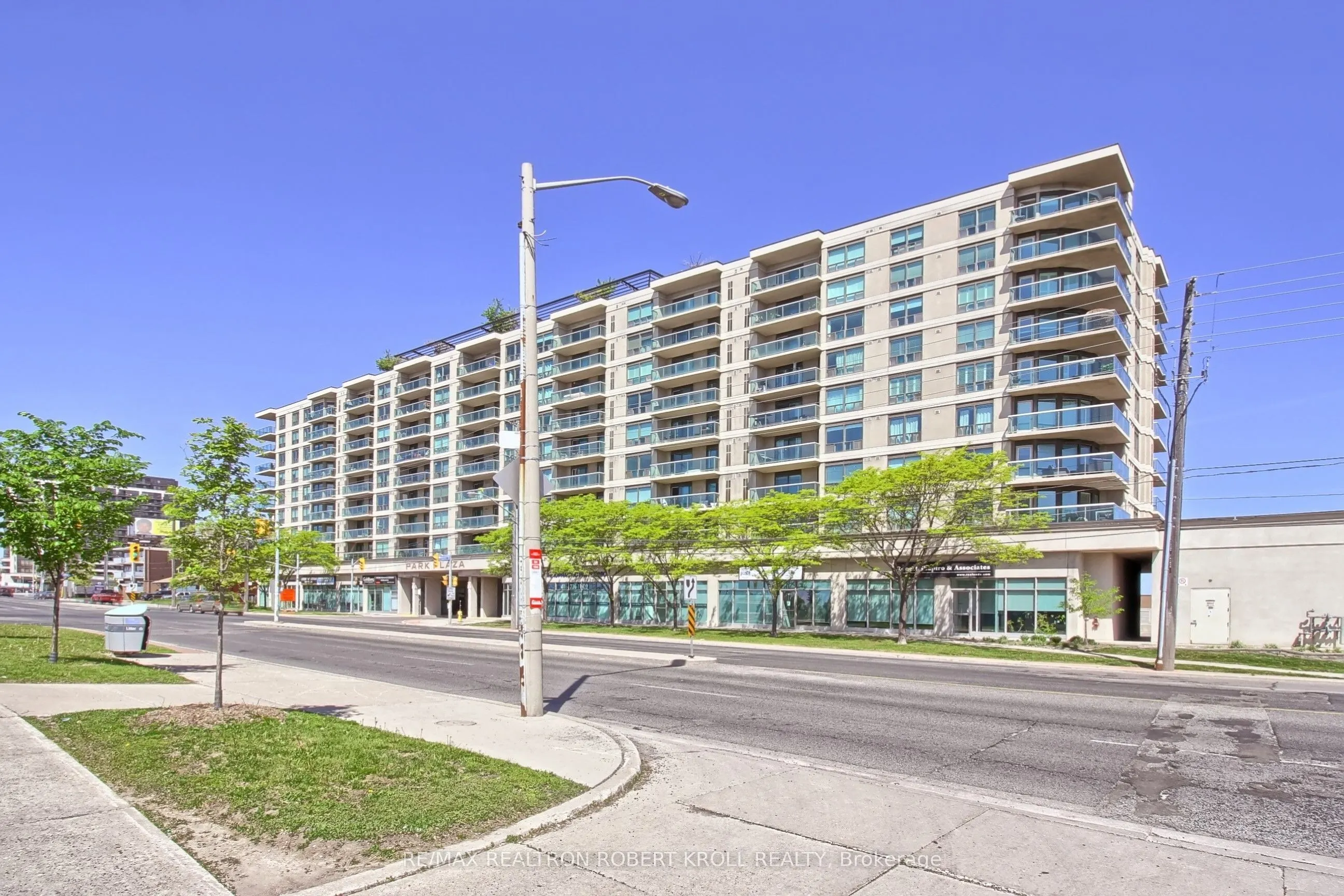 1030 Sheppard Avenue W, #402