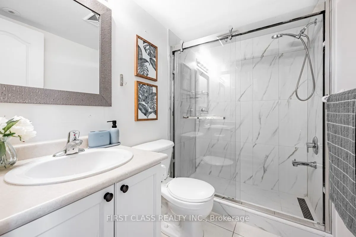 78 Carr Street, #25