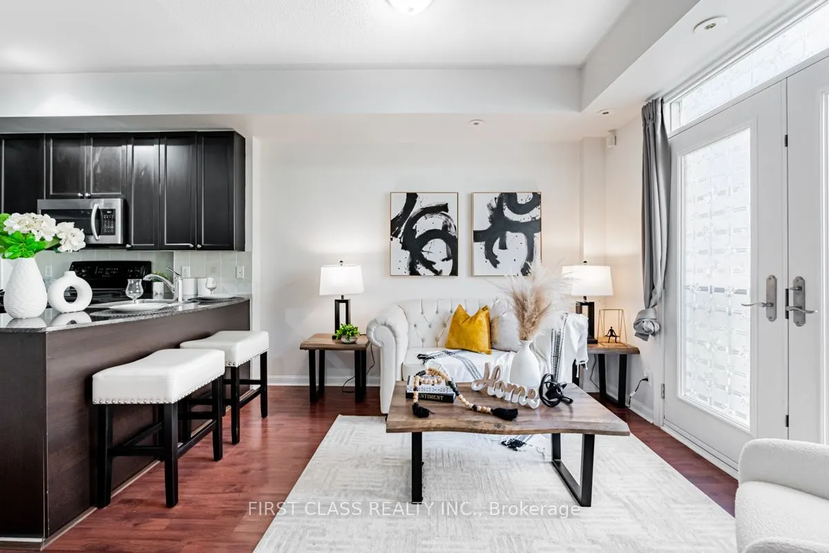 78 Carr Street, #25