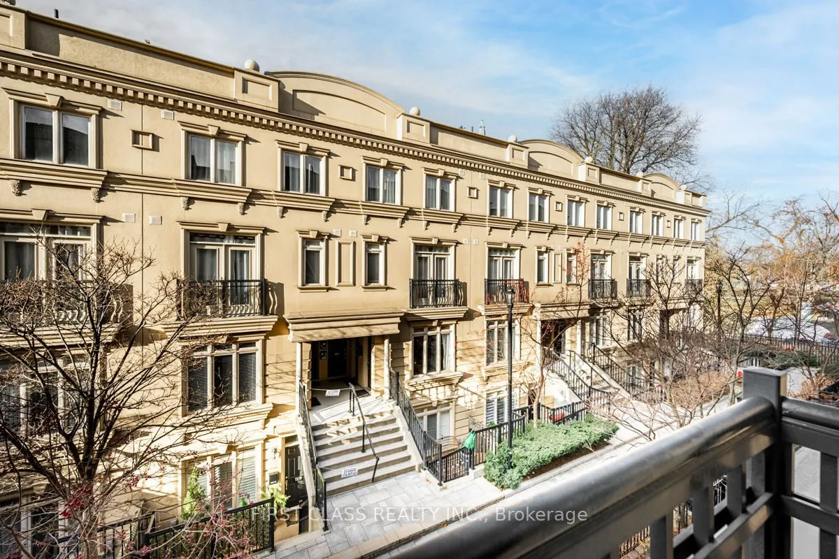 78 Carr Street, #25