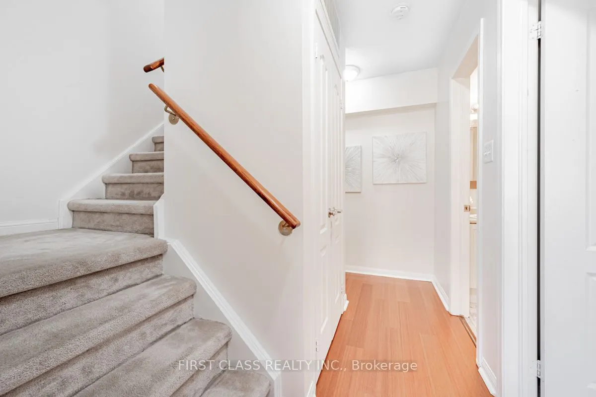 78 Carr Street, #25