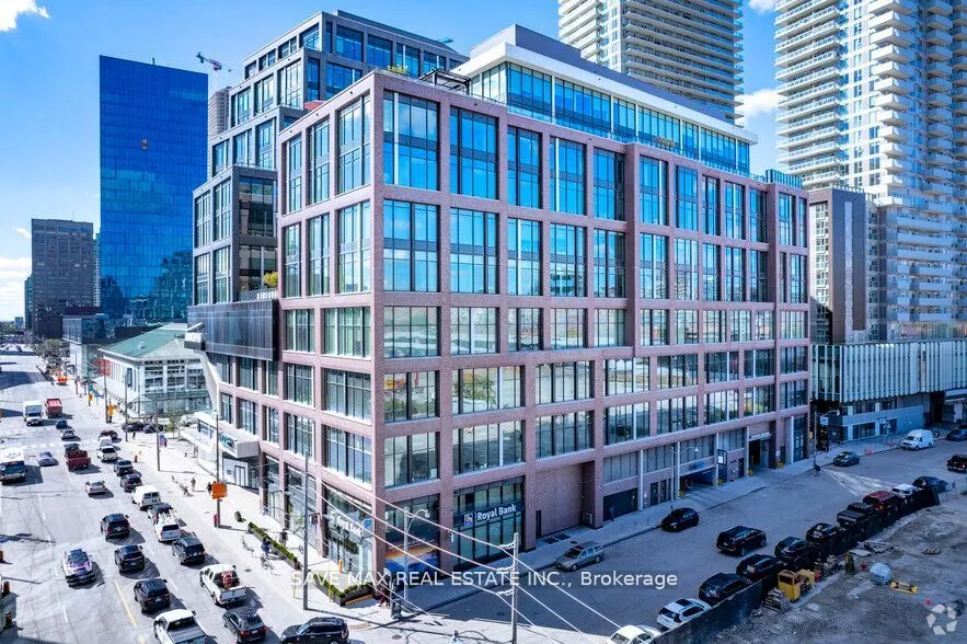130 Queens Quay E, #502-B1