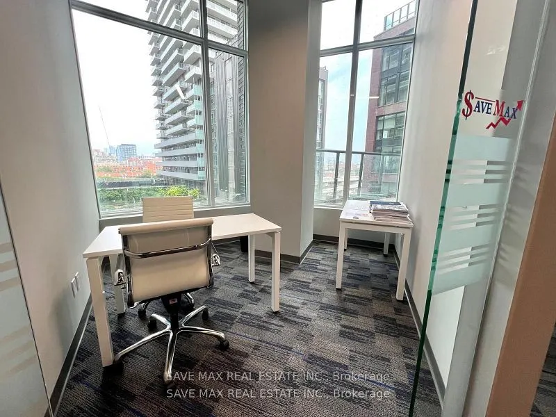 130 Queens Quay E, #502-B1