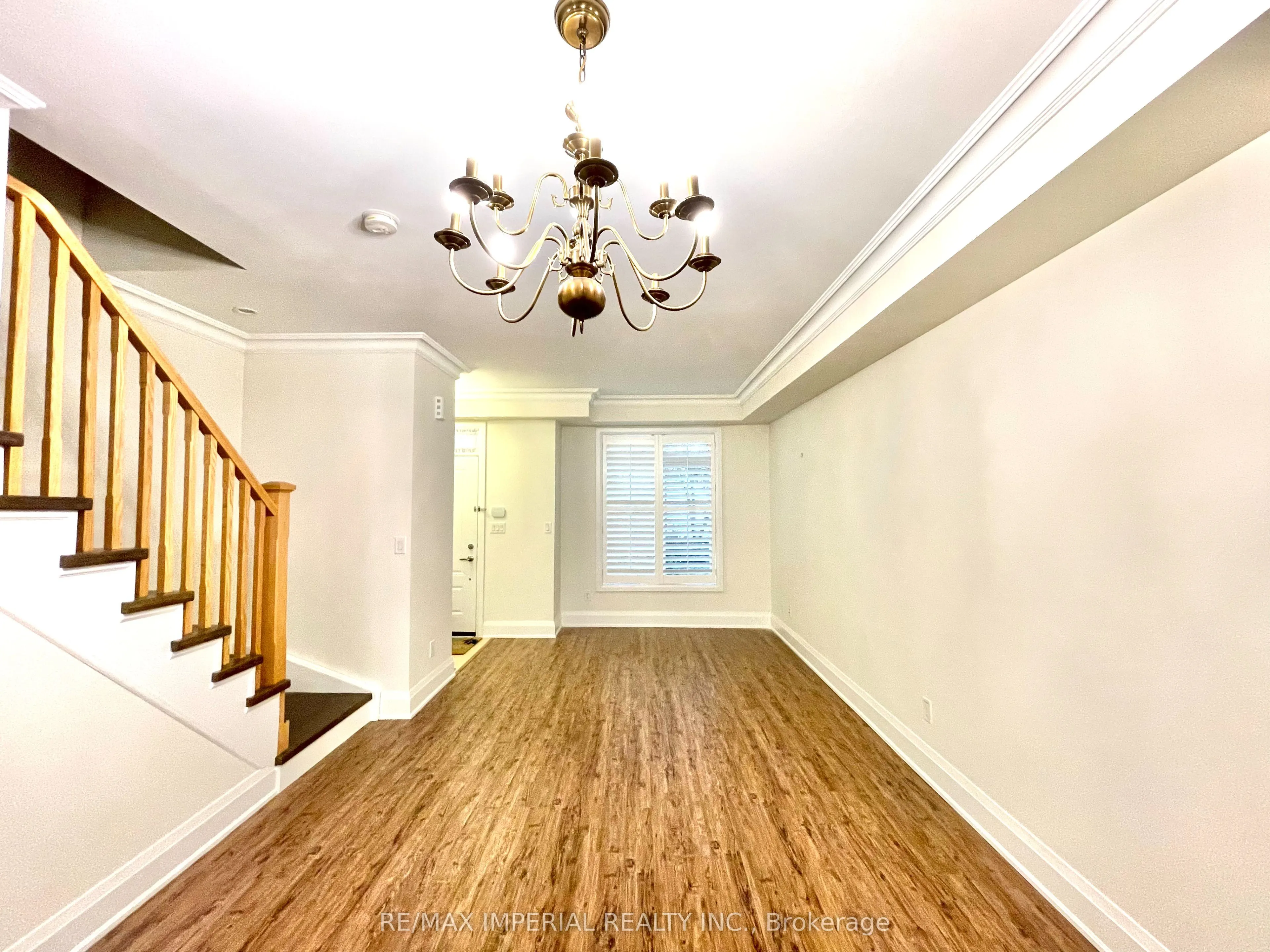 5 Oakburn Crescent, #Th8