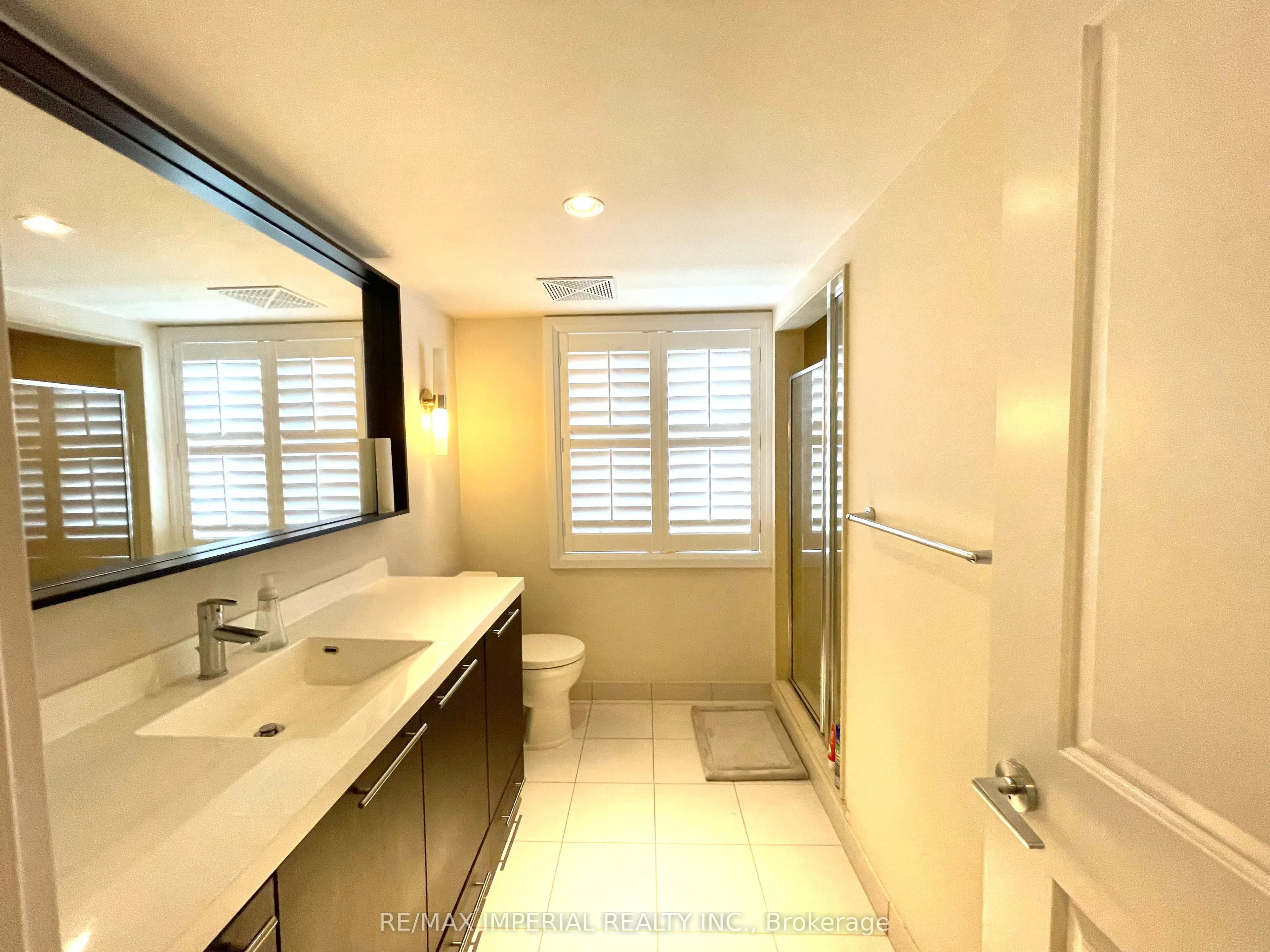 5 Oakburn Crescent, #Th8