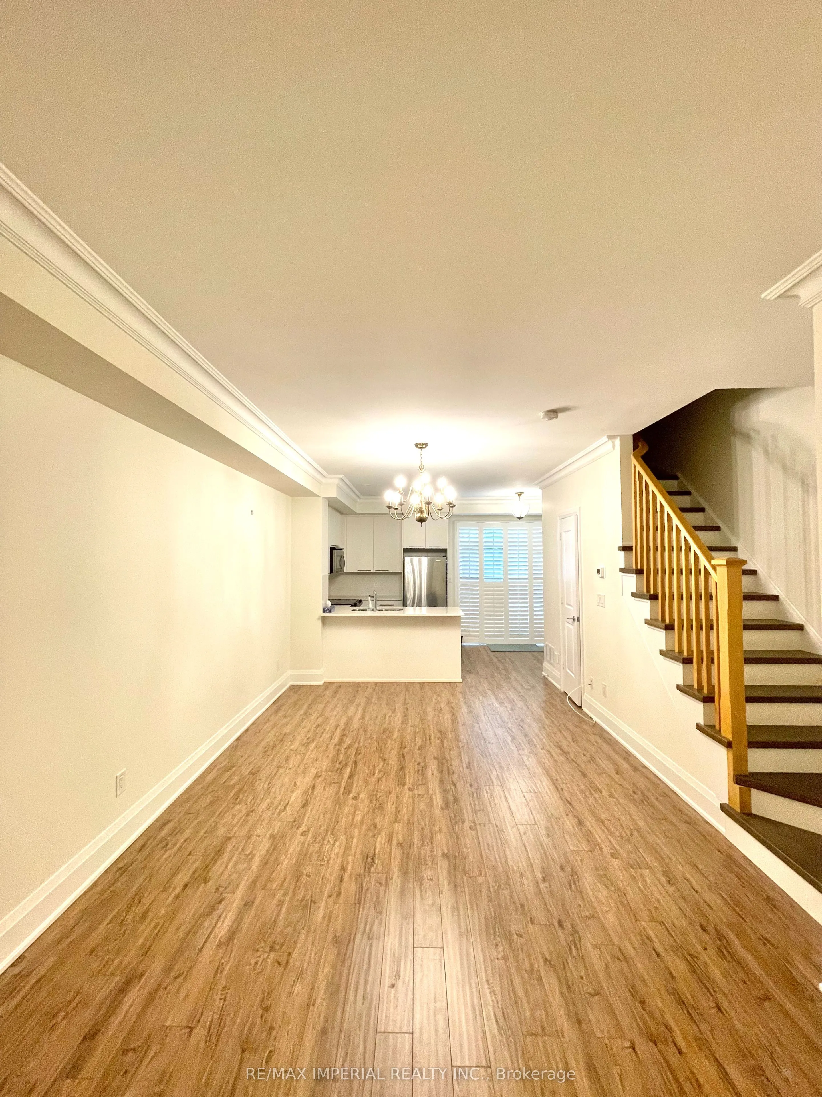 5 Oakburn Crescent, #Th8