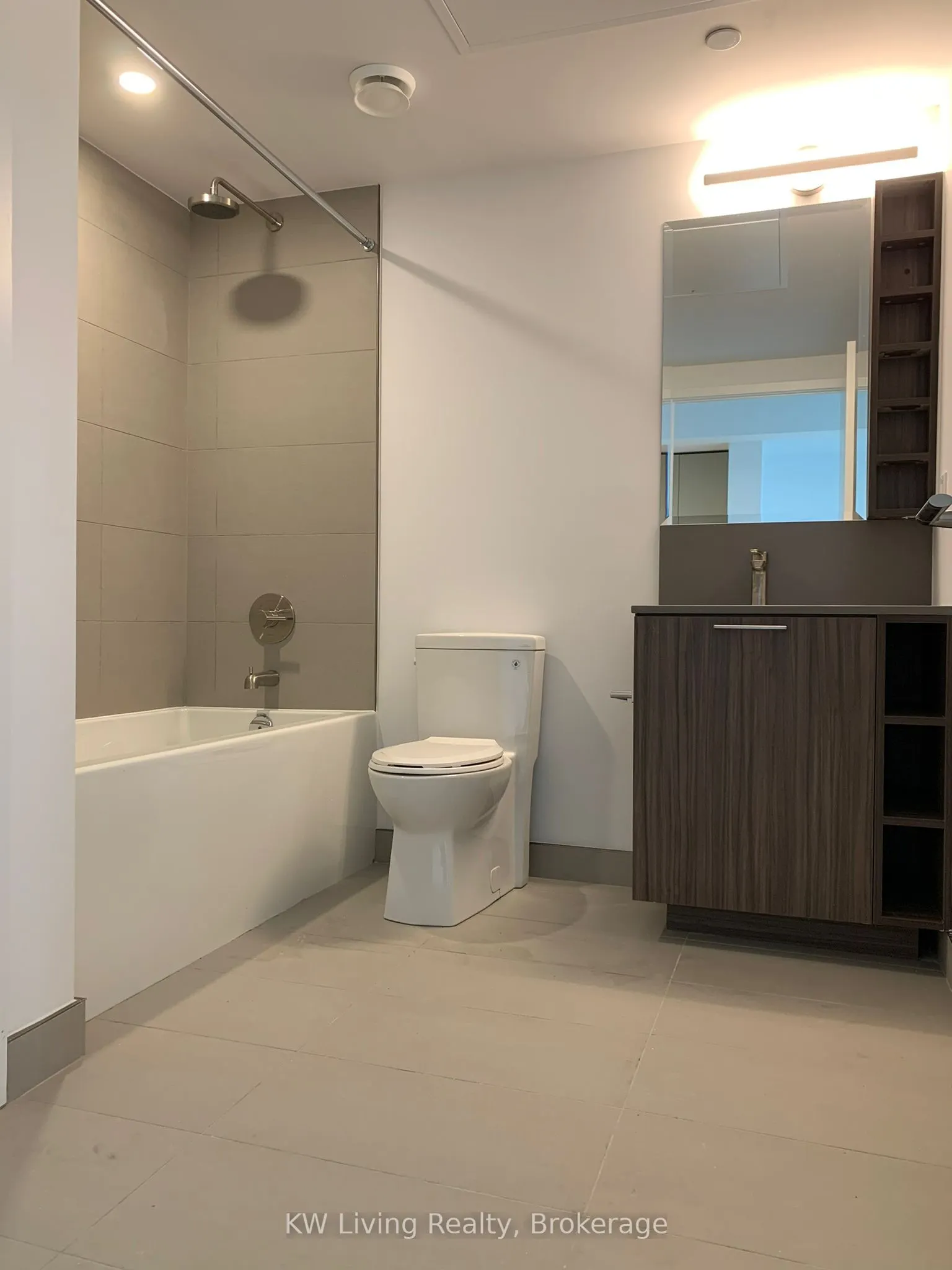 19 Western Battery Road, #3501