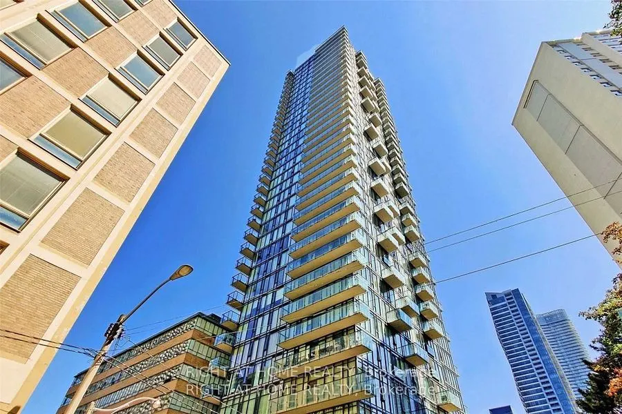 75 St Nicholas Street, #2401