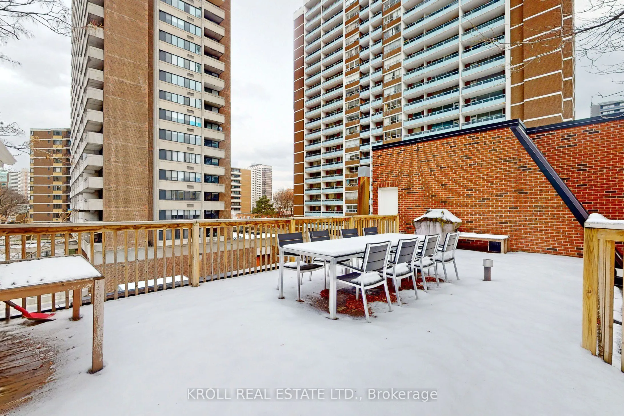 17 Isabella Street, #1