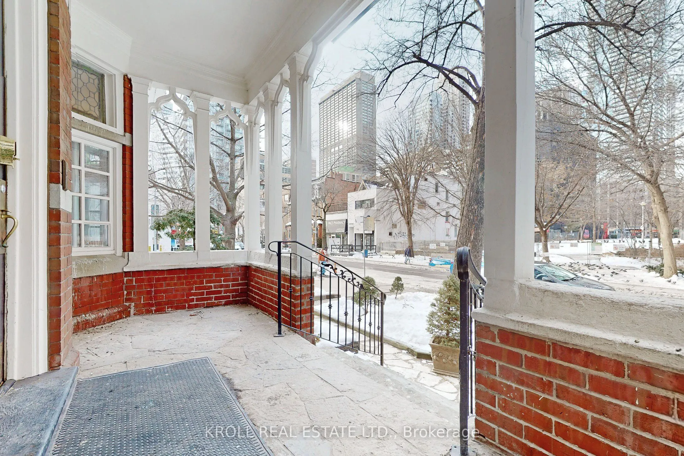 17 Isabella Street, #1