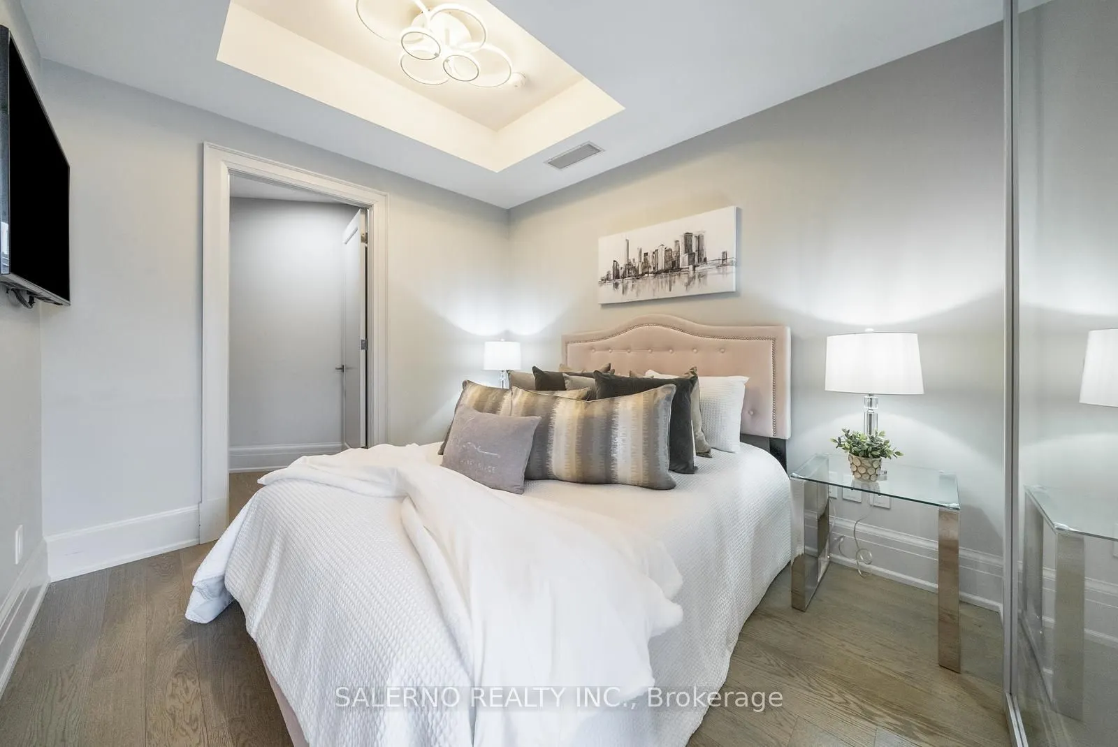 181 Davenport Road, #201
