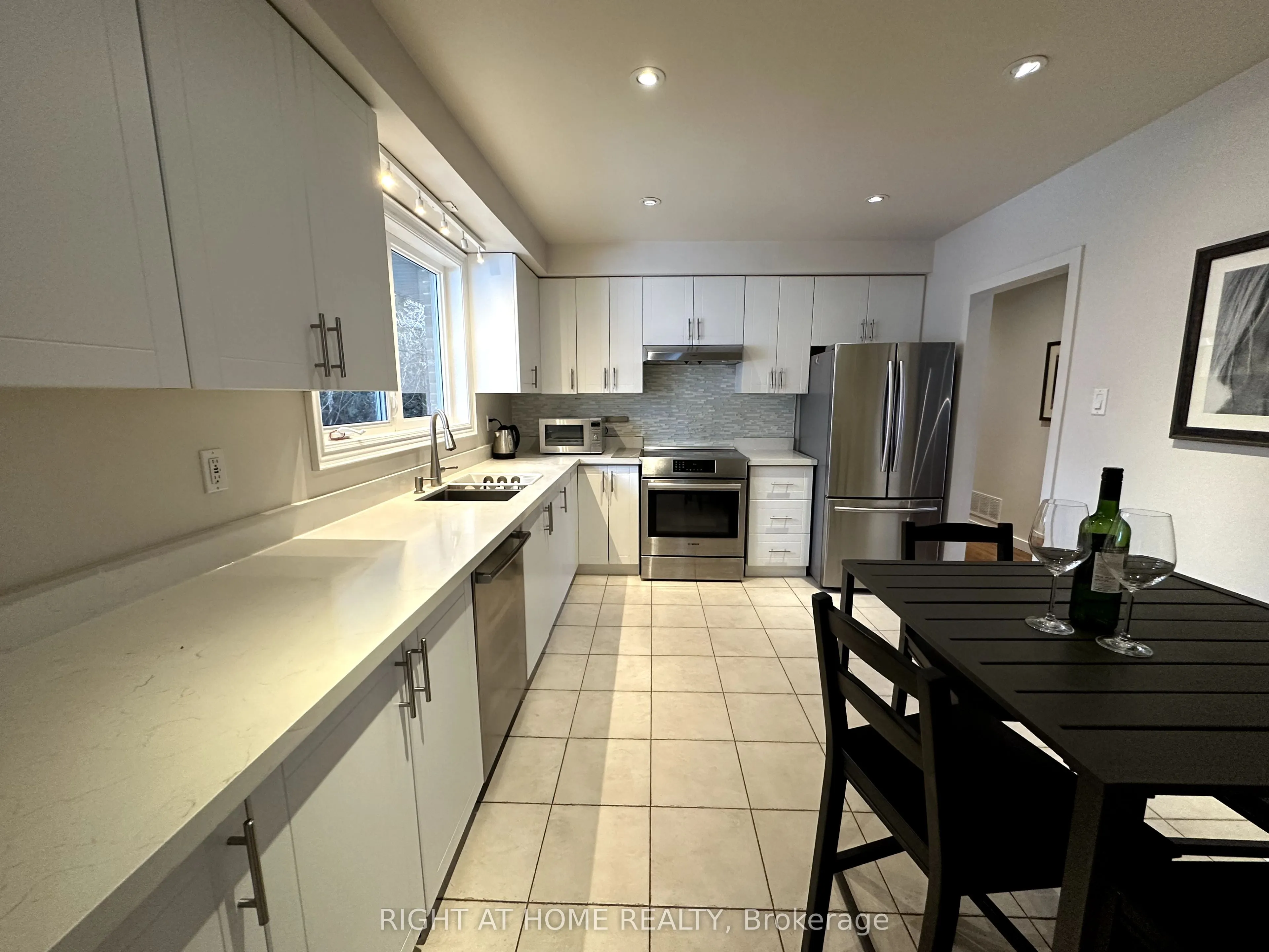 22 Howard Drive, #Main floor