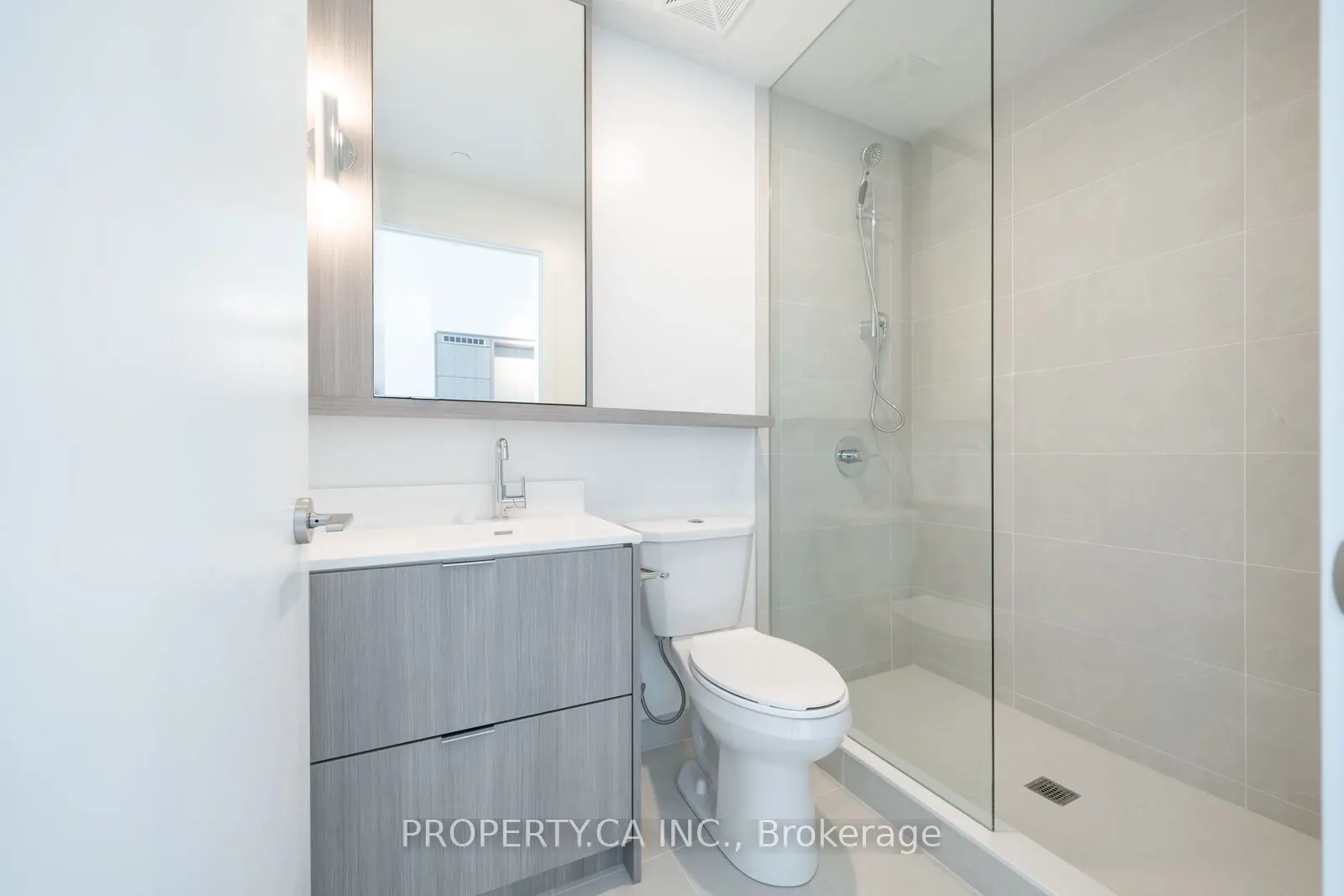 625 Sheppard Avenue E, #220