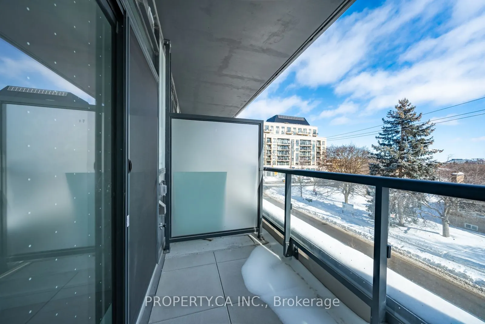 625 Sheppard Avenue E, #220