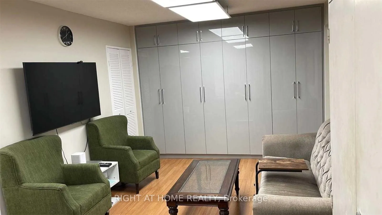 260 Seneca Hill Drive, #1415
