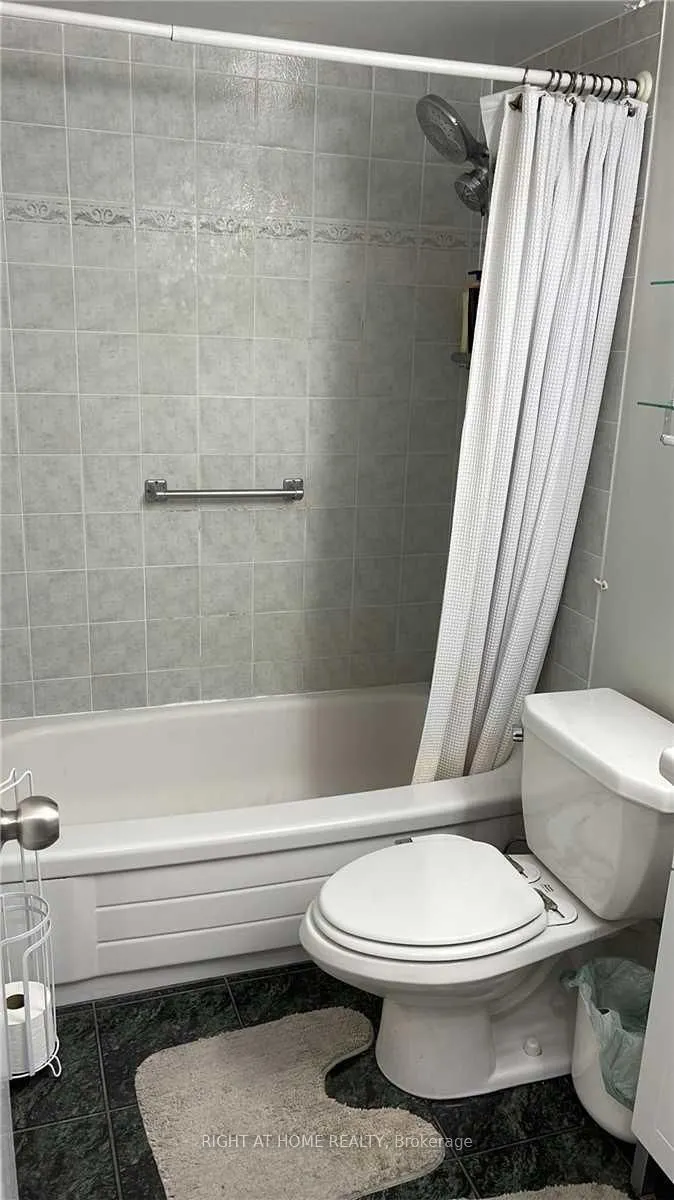 260 Seneca Hill Drive, #1415