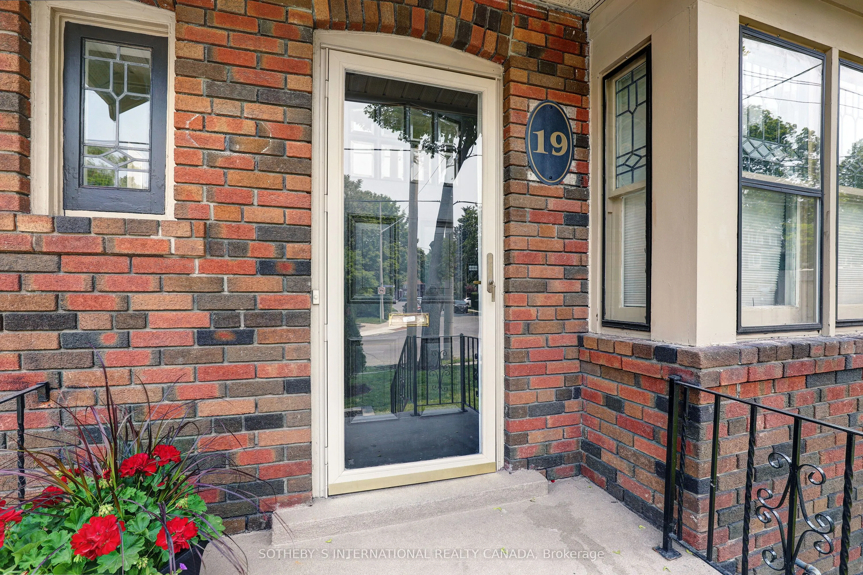 19 Southvale Drive