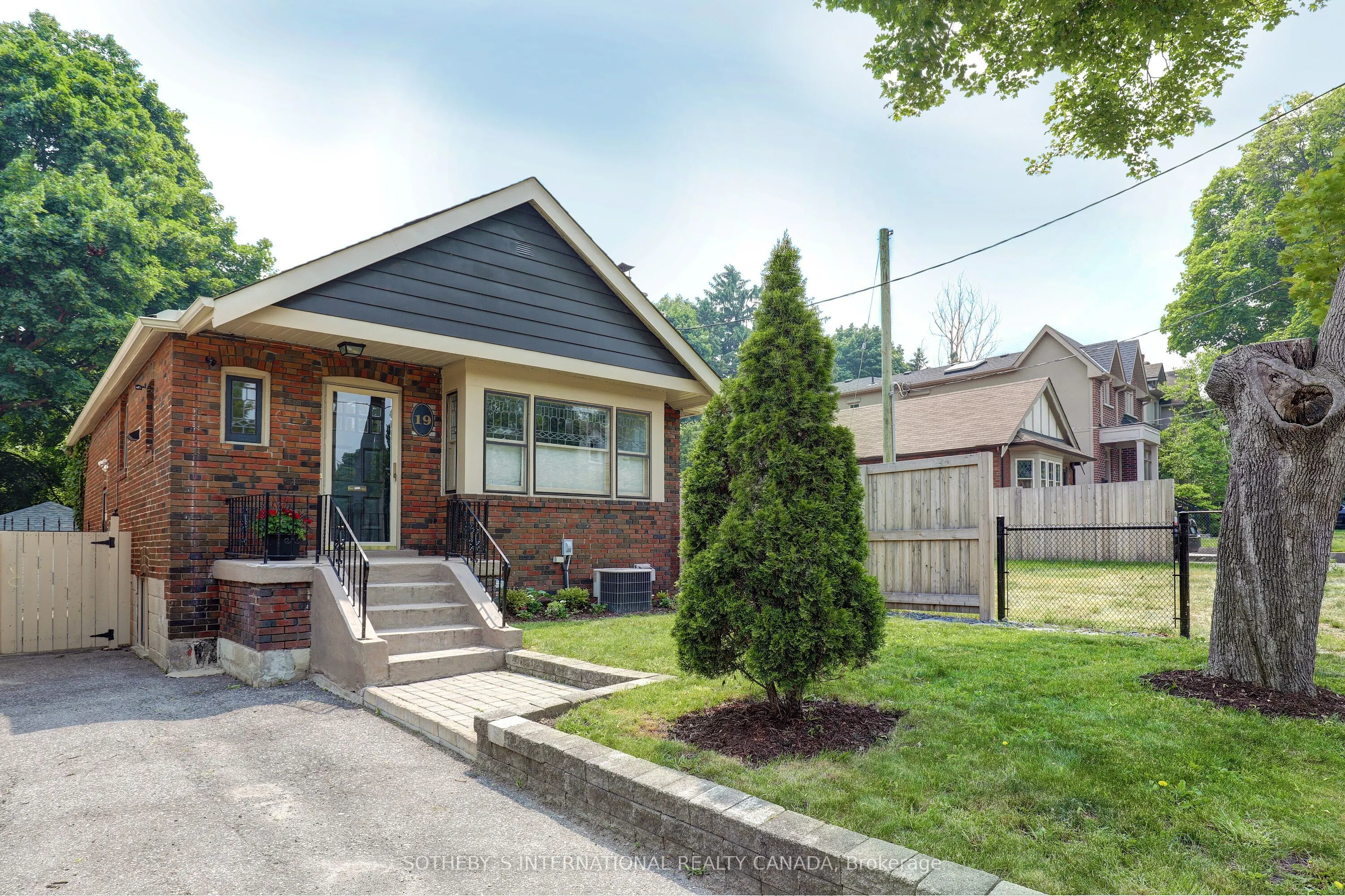 19 Southvale Drive